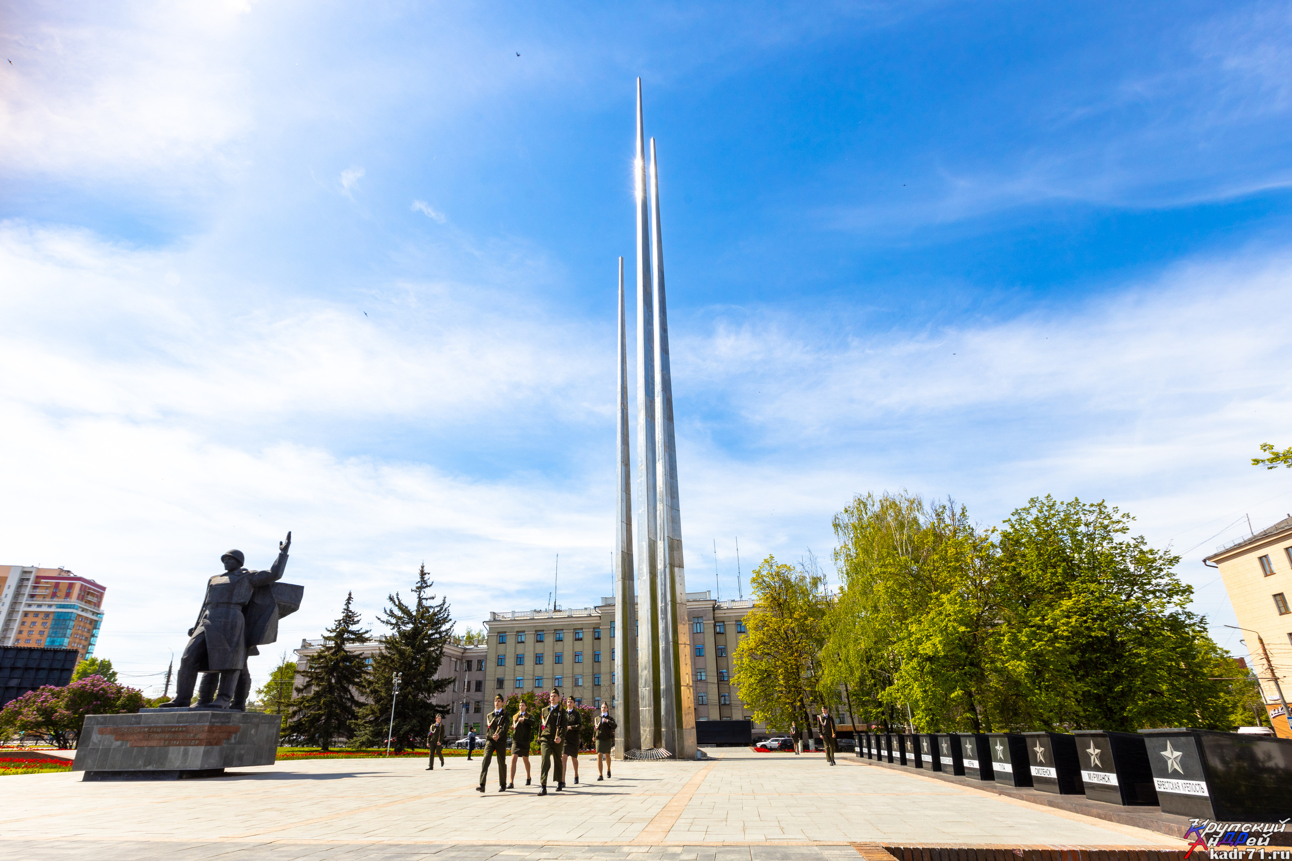 Мемориал «Три Штыка» на «Площади Победы» в г. Тула. Фотограф в Туле Крупский АнДРей. Фотостудия «КАДР71» в Туле
