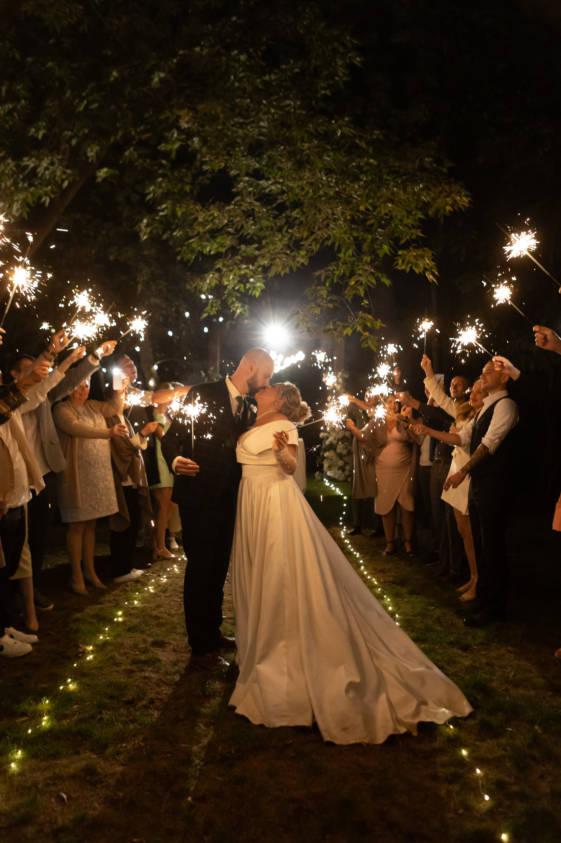 Свадебный фотограф Уфа — Руслан ГабдлисламовЖивые эмоции, красивые кадры, воспоминания на всю жизнь.Работаю по всей Республике Башкортоста. Свадебный фотограф Уфа Руслан Габдлисламов