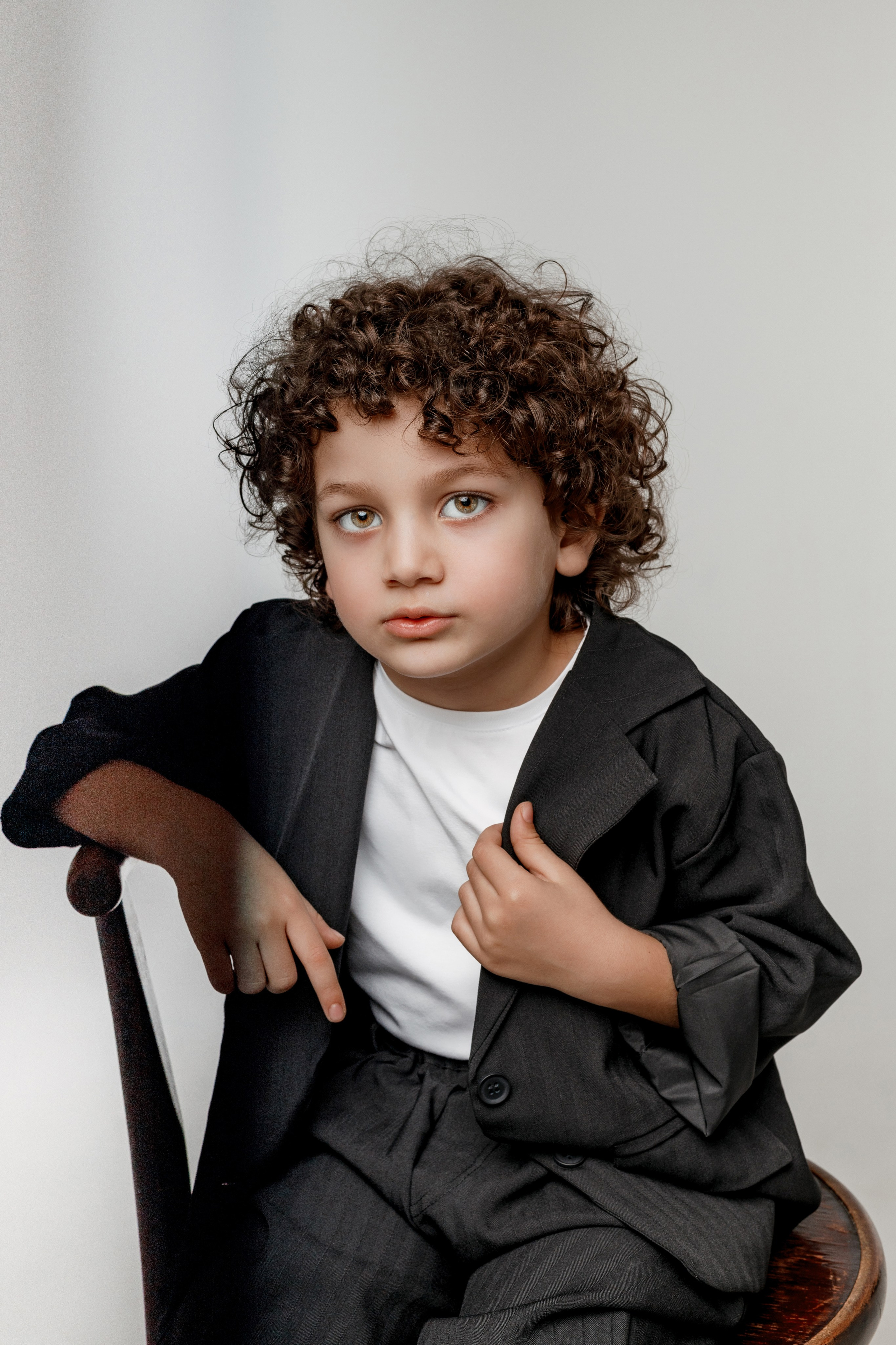 Детская фотосессия Георгия | Профессиональные фотографии в Сочи. Детский студийный фотограф Сочи