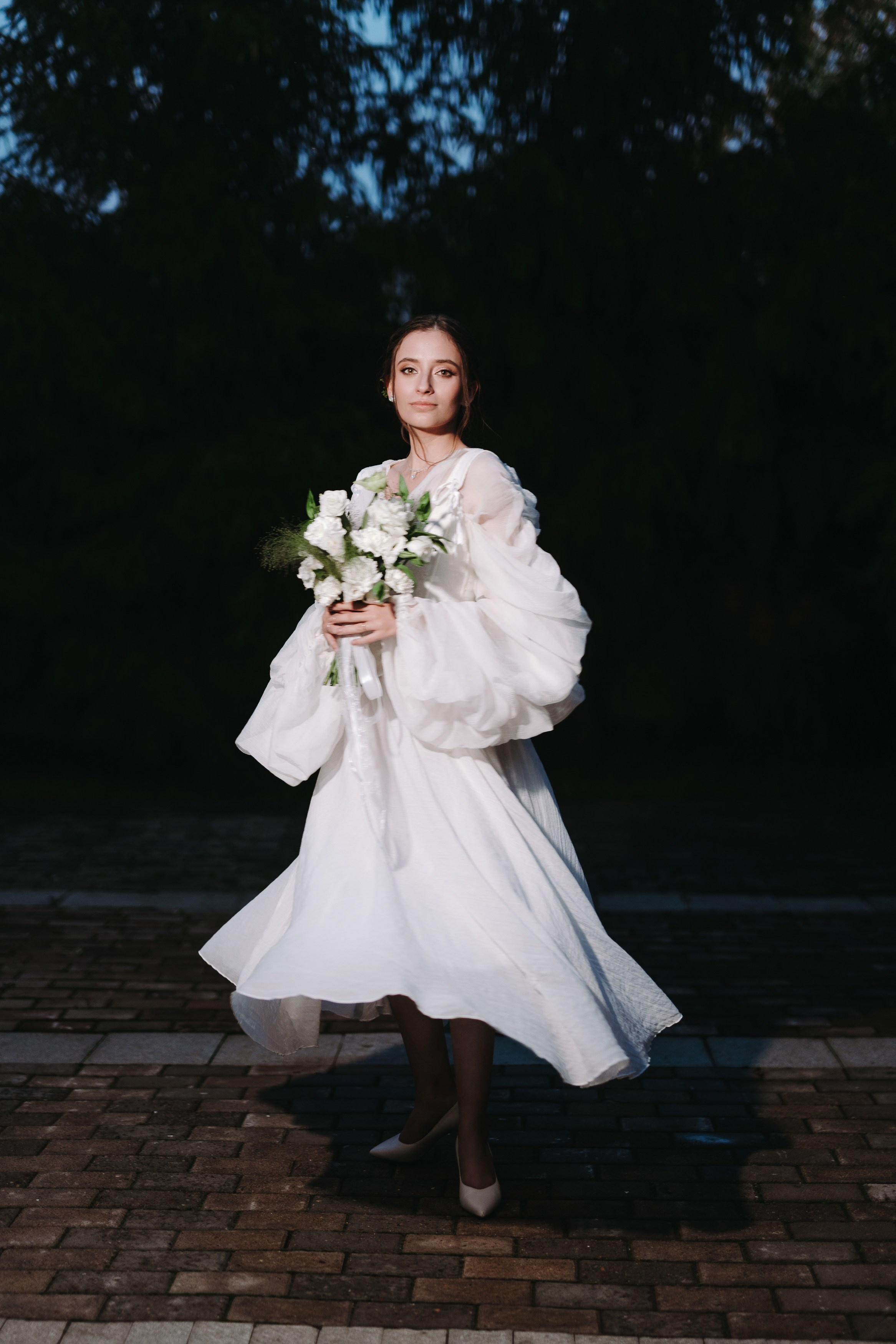 БАНКЕТНЫЙ ЗАЛ ТОРТУГА, ВЕДУЩИЙ АНДРЕЙ ОГНЕВ