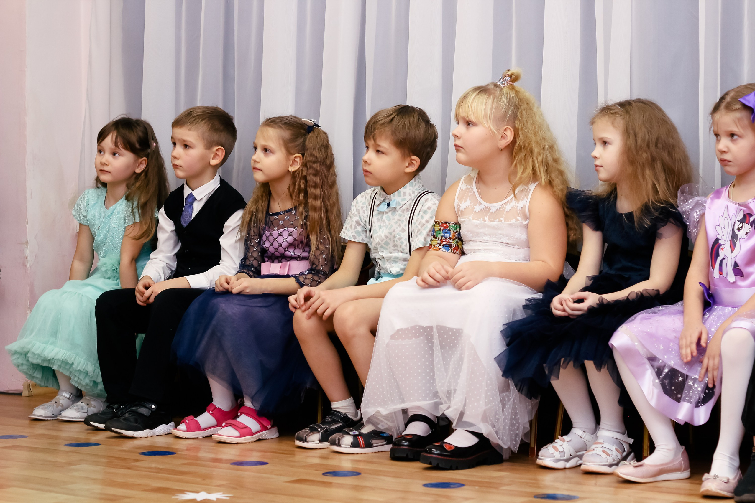 Новогодний утренник. Фотограф Великий Новгород Татьяна Чиглинцева