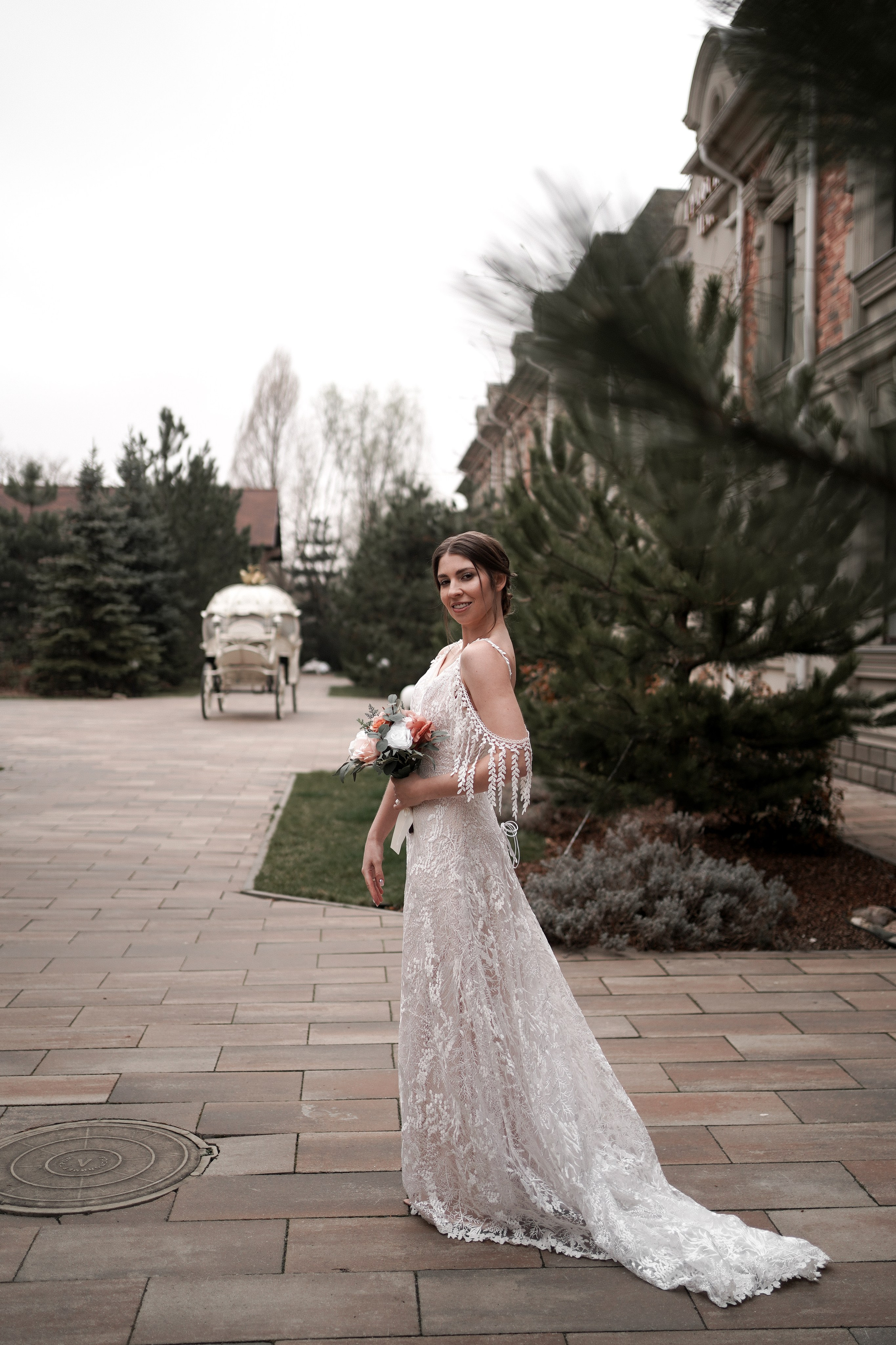 Свадебная фотосессия в Графском парке. Ростов-на-Дону. Свадебный фотограф в Ростове-на-Дону. Таинство Крещения и Венчания, семейные фотосессии. Алёна Чёботова