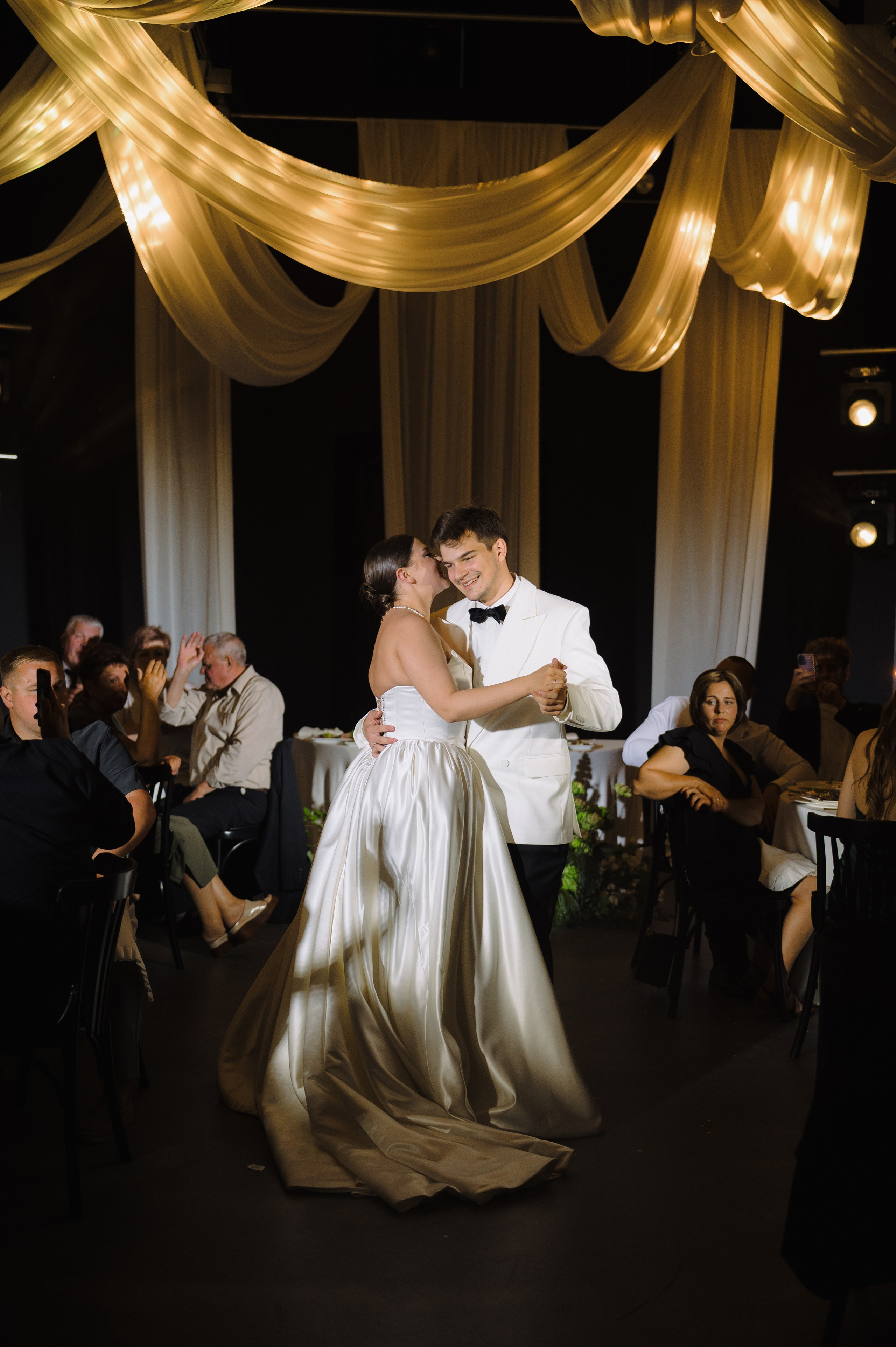 Свадебная фотосъемка в «Двор Стайки»