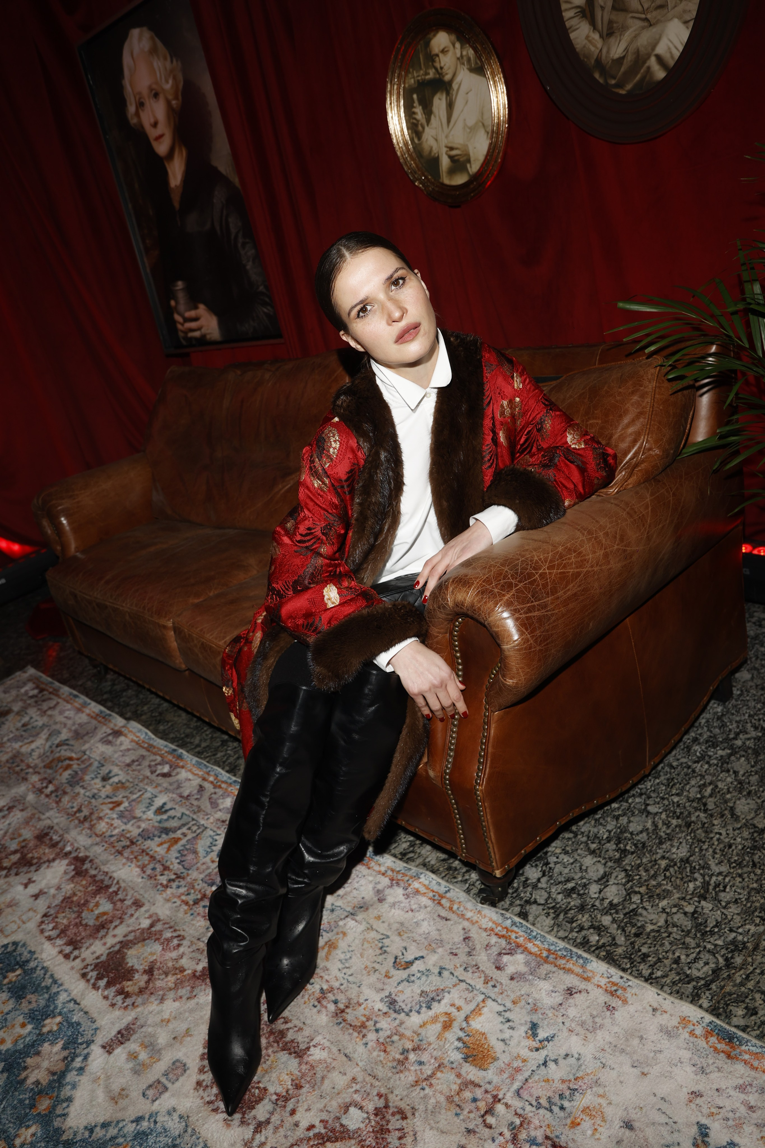 ВАМПИРЫ СРЕДНЕЙ ПОЛОСЫ. Nikolskayasecular