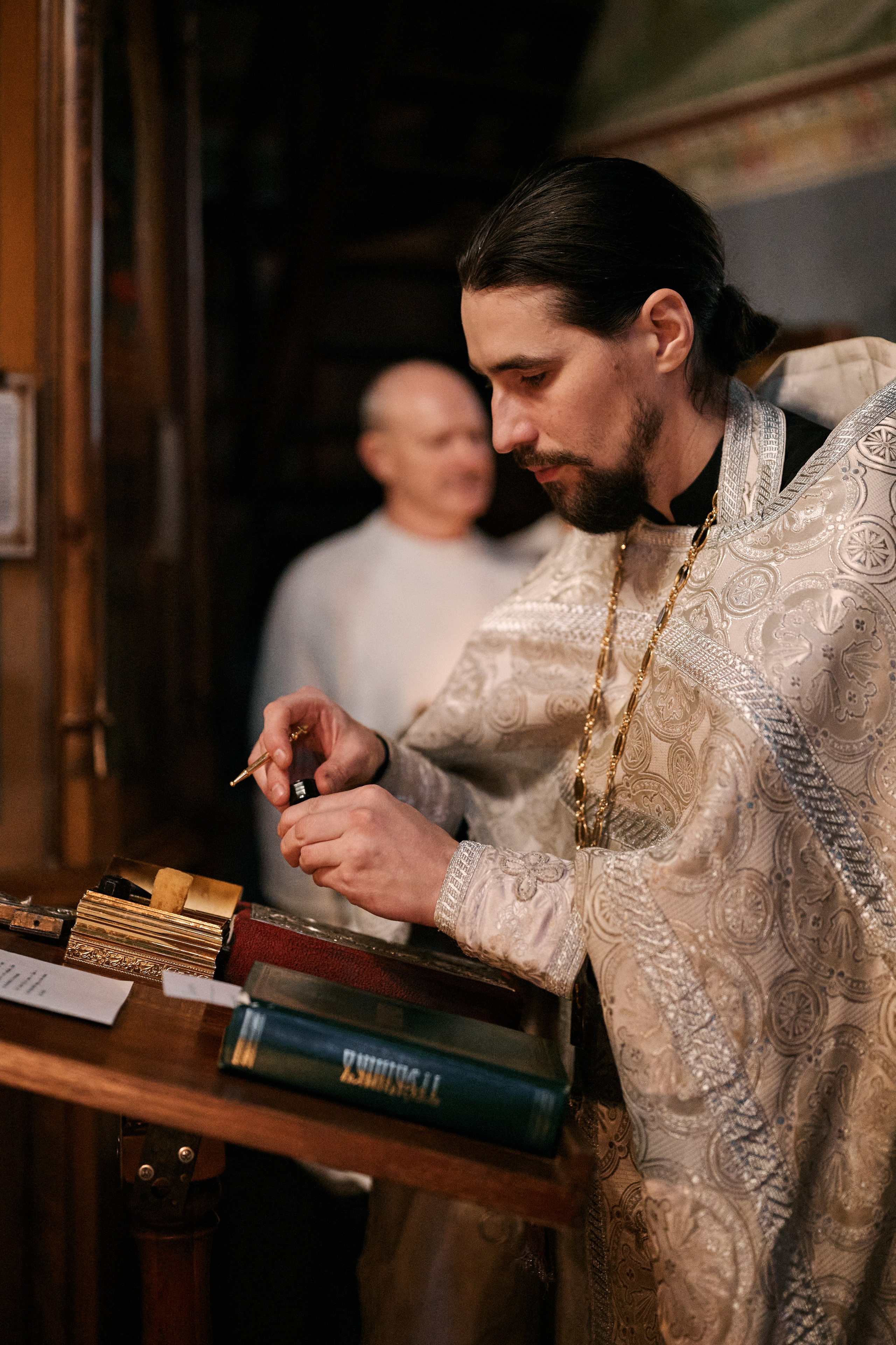 Крещение в храме Василия Великого на Горке. Свадебный фотограф Надежда Максимова