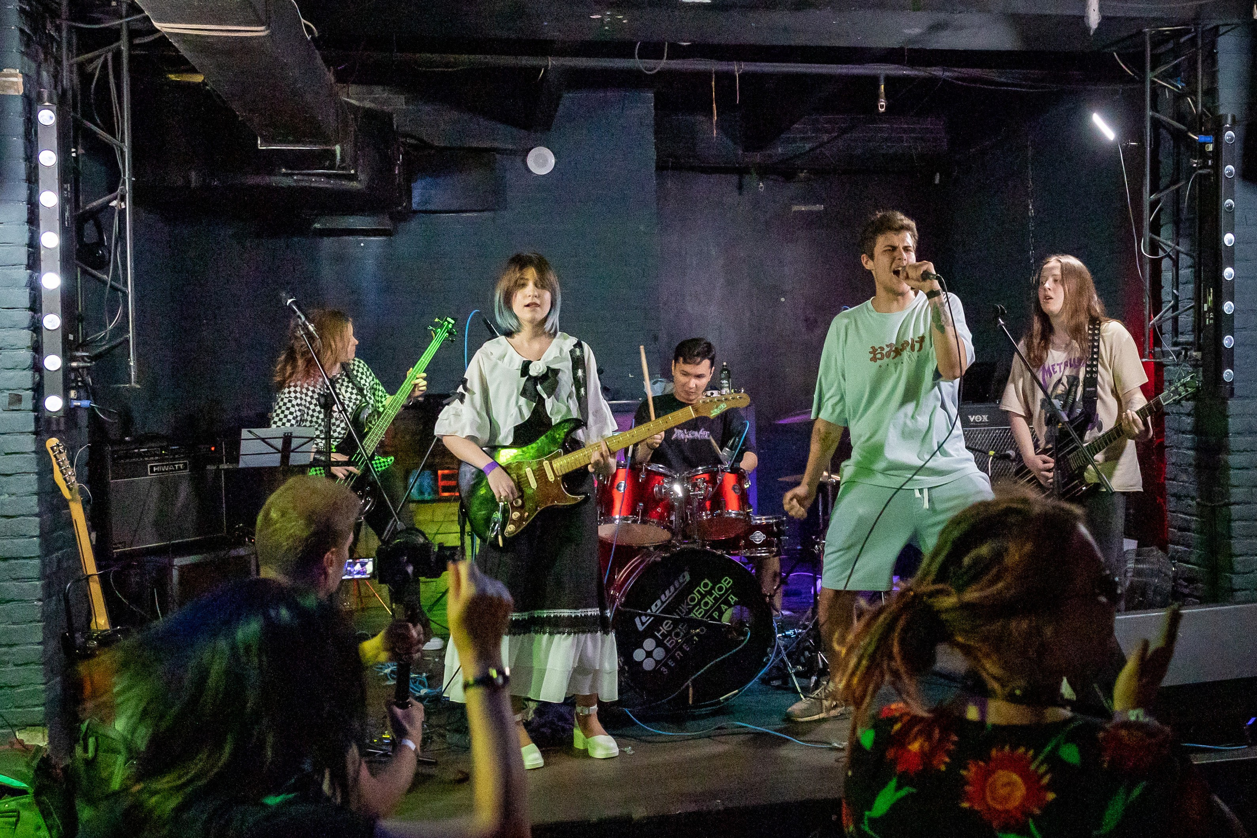 Концерт «Не Школа Барабанов» в Клубе «SOVA». Фотограф Владимир Охрименко