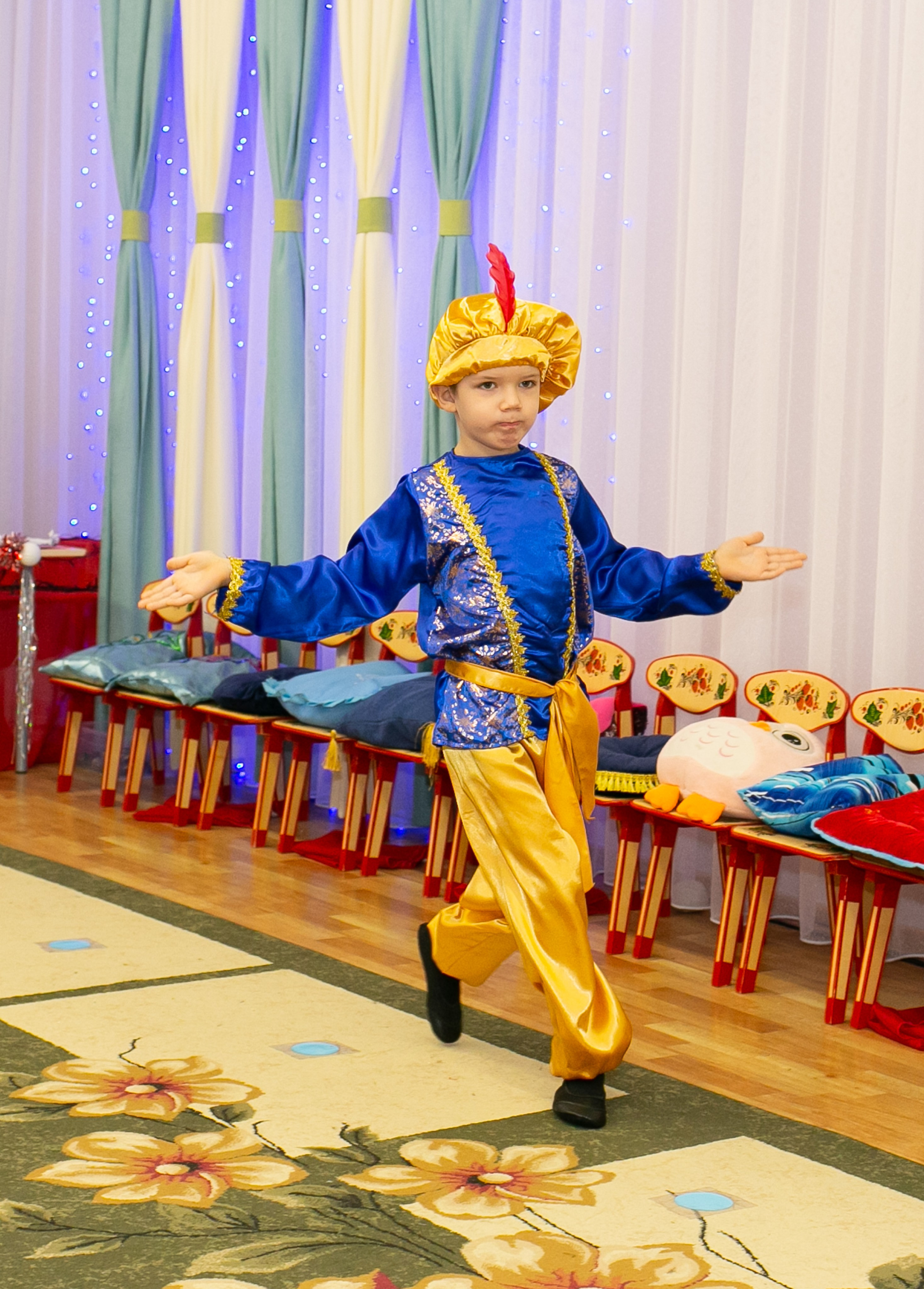 Выпускные и Утренники. Фотограф новорожденных и семейный фотограф НСО г. Бердск Марина Львова