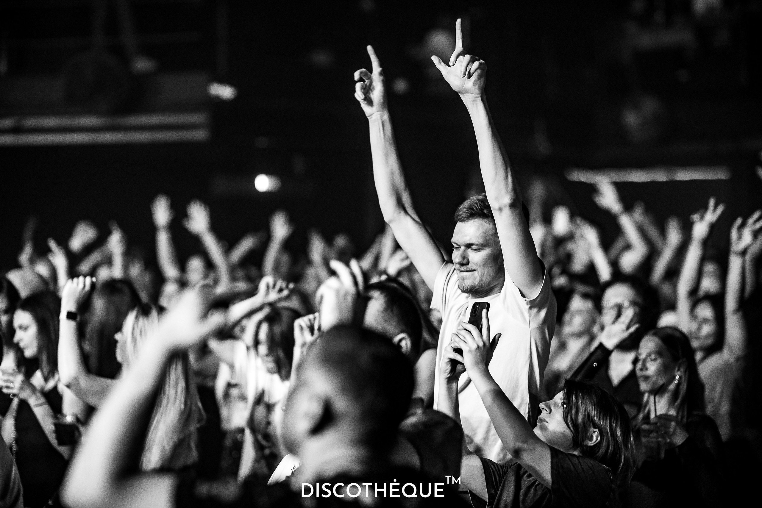 DISCOTHEQUE. Репортажный фотограф в Краснодаре Лагута Надежда