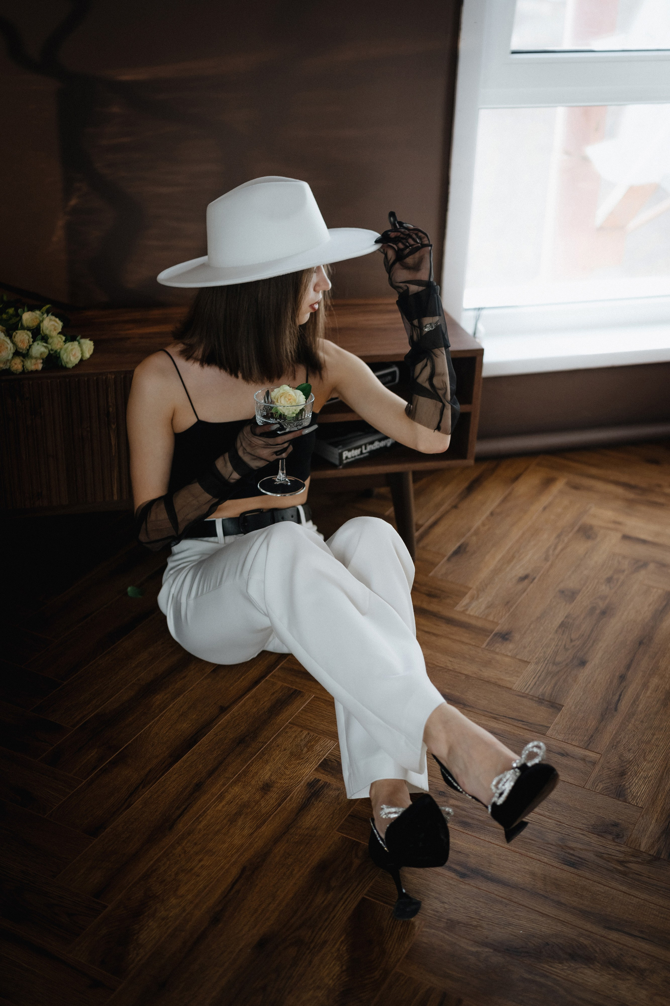 HB in Brown. Фотограф Иркутск, Ангарск, Усолье-Сибирское. Выпускные альбомы