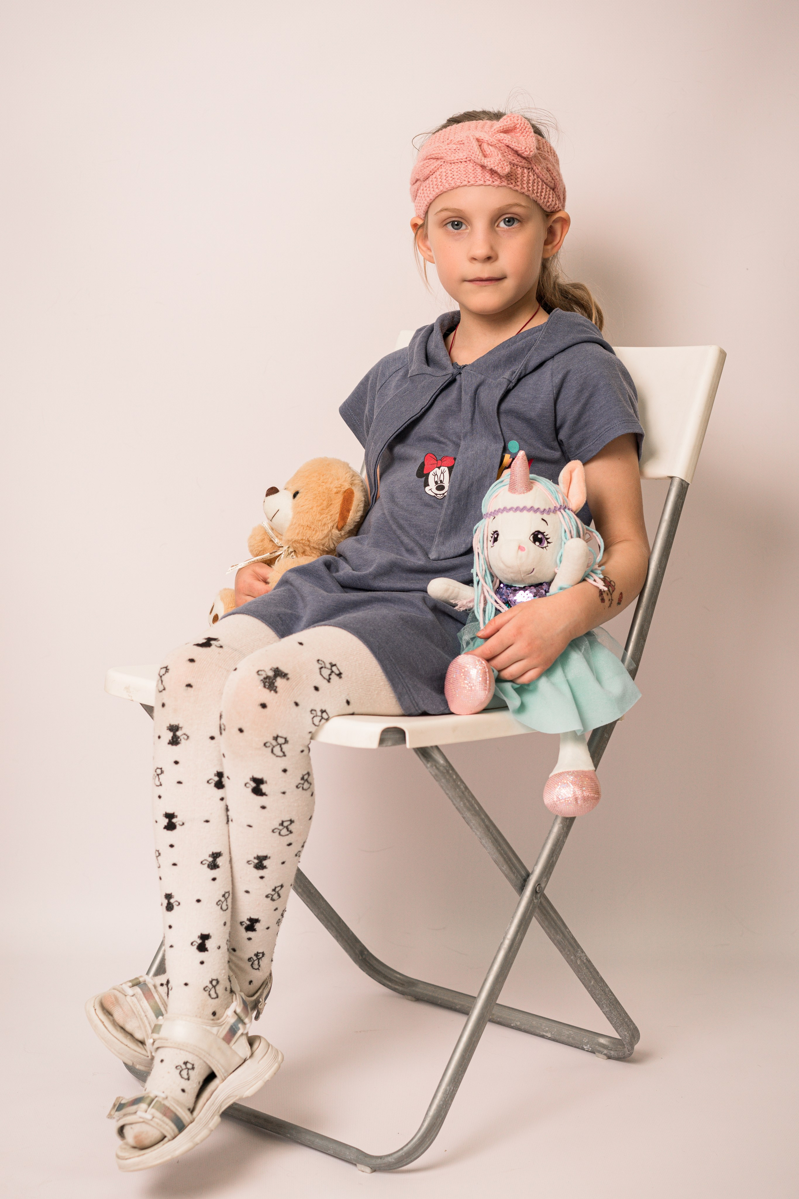 Детский сад, портреты белый фон. Фотограф Шунова Саша