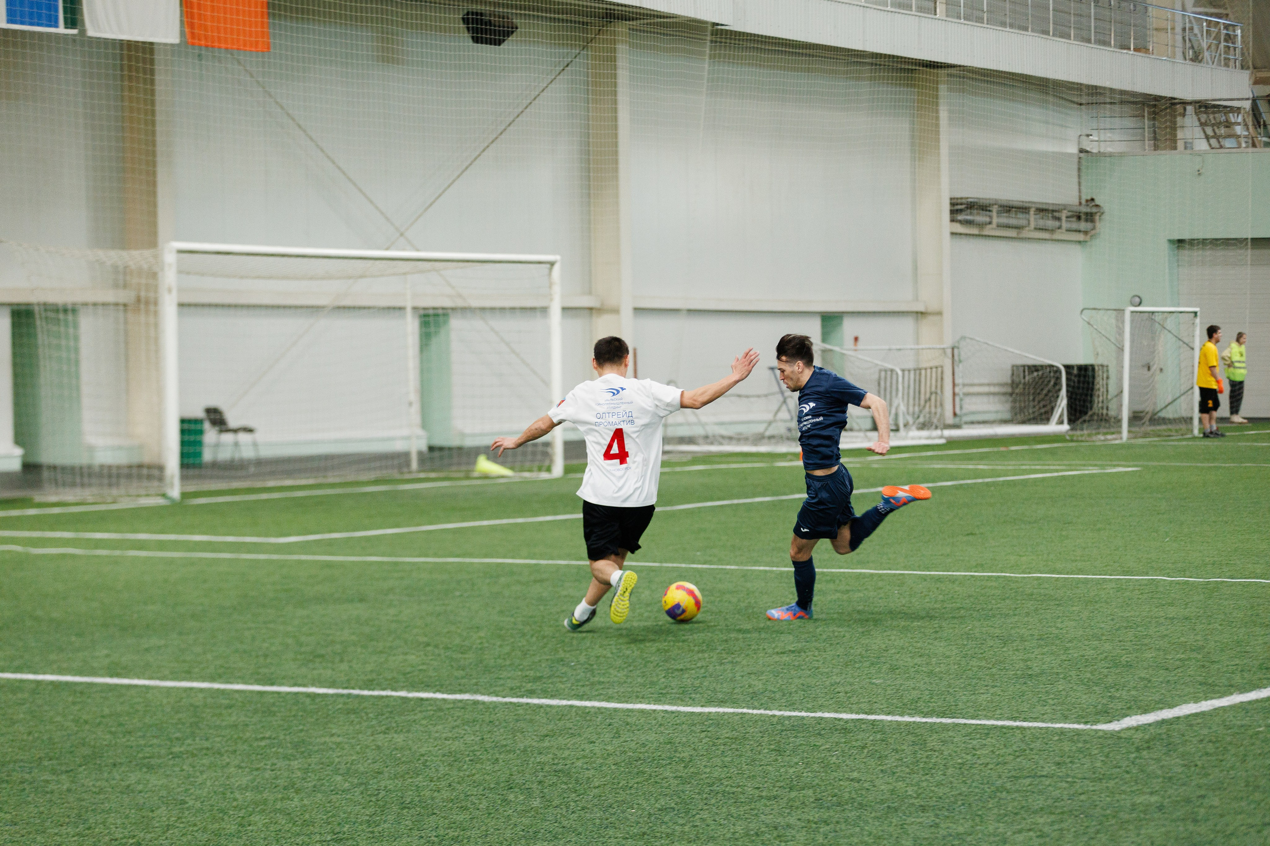 Фотограф на корпоративный футбольный турнир. Контент для бизнеса в Екатеринбурге Полдень Медиа