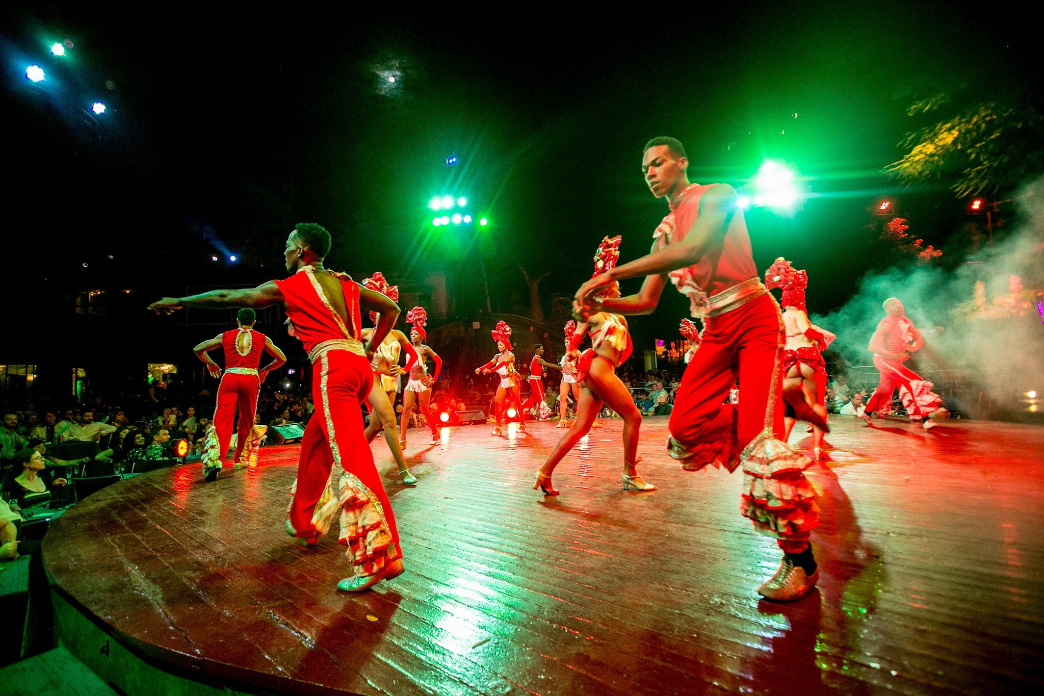 *Entertainment. Фотограф в MICE Дмитрий Плисов