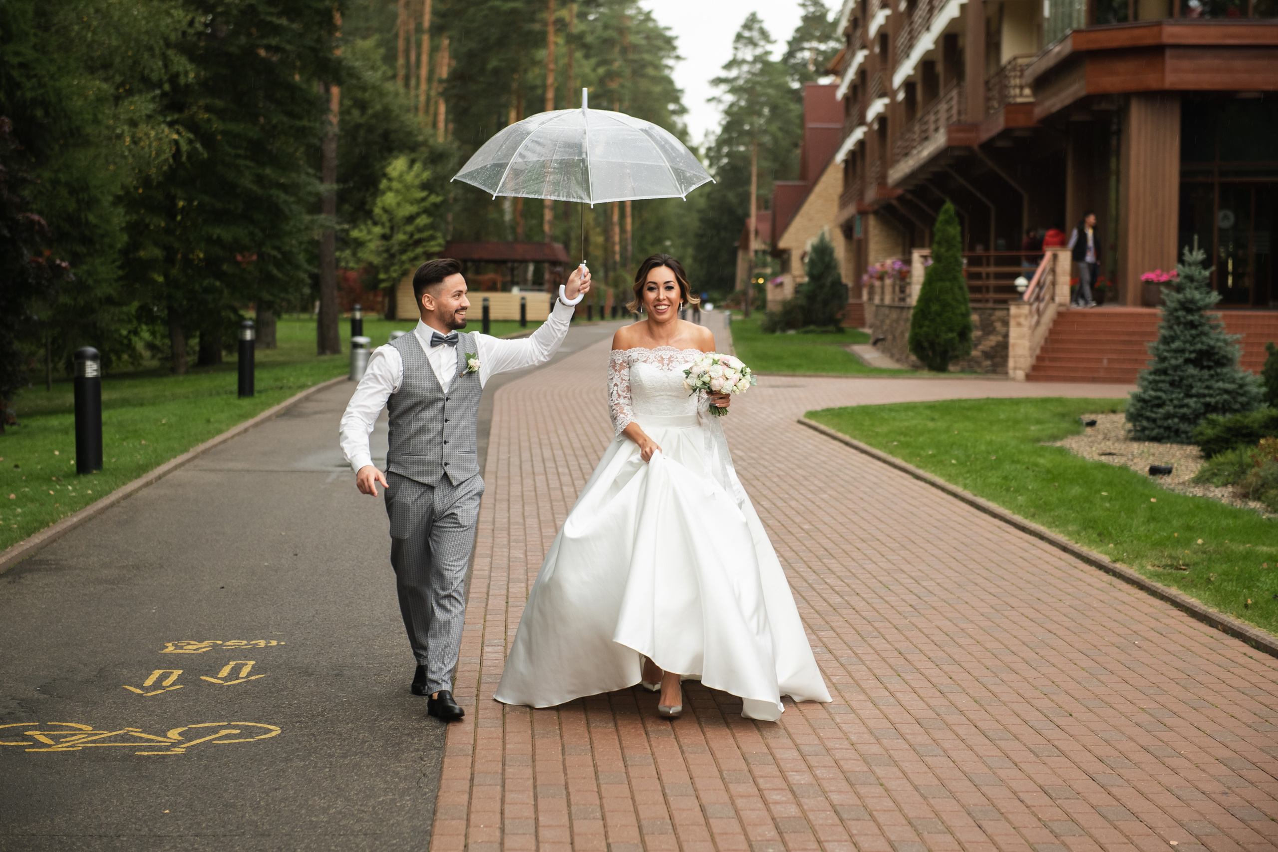 Оля и Вадим. Ведущий на свадьбу в Москве Зубков Алексей