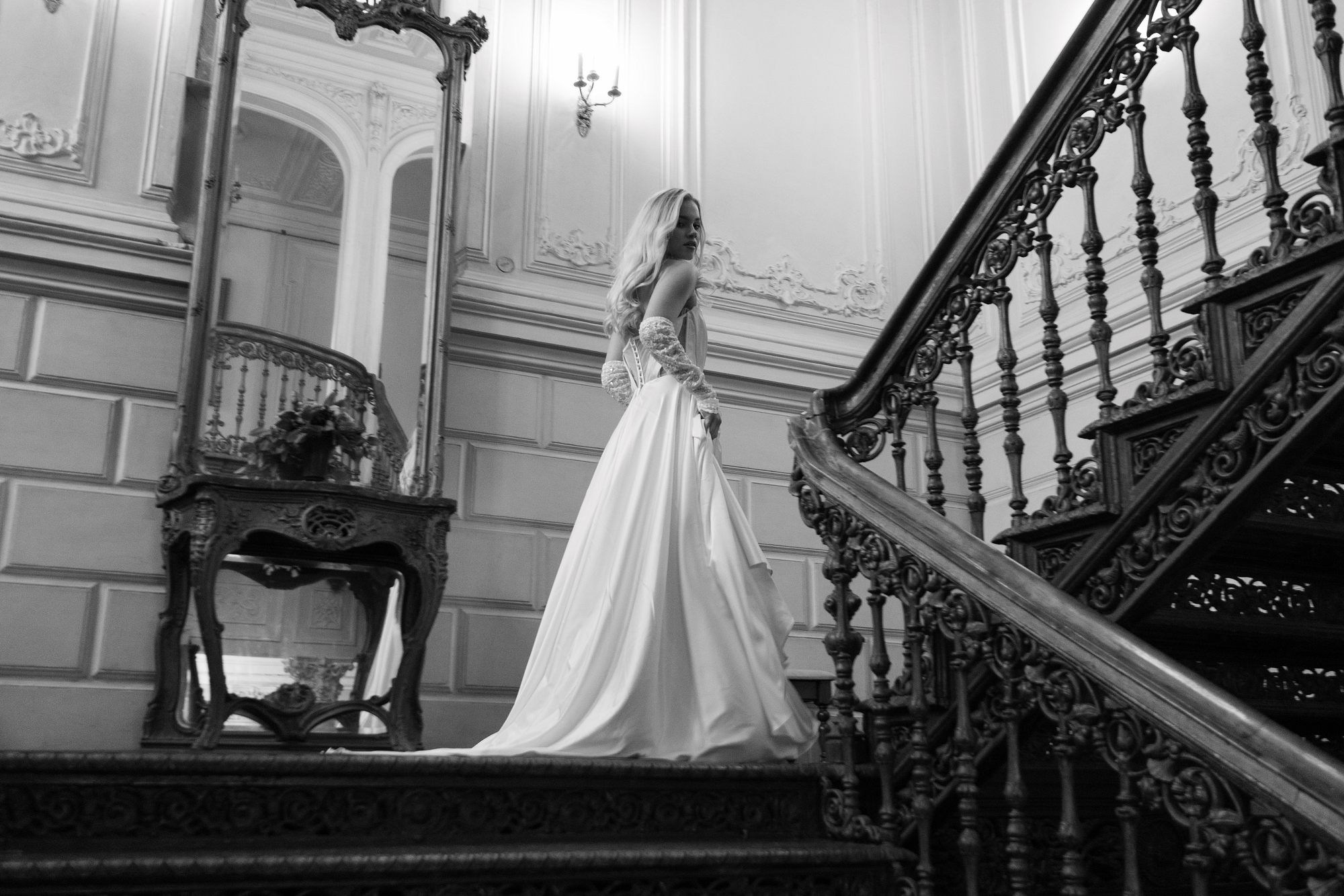 Свадебная фотосессия в Пушкинской библиотеке. Сергей Гладков свадебный фотограф в Москве