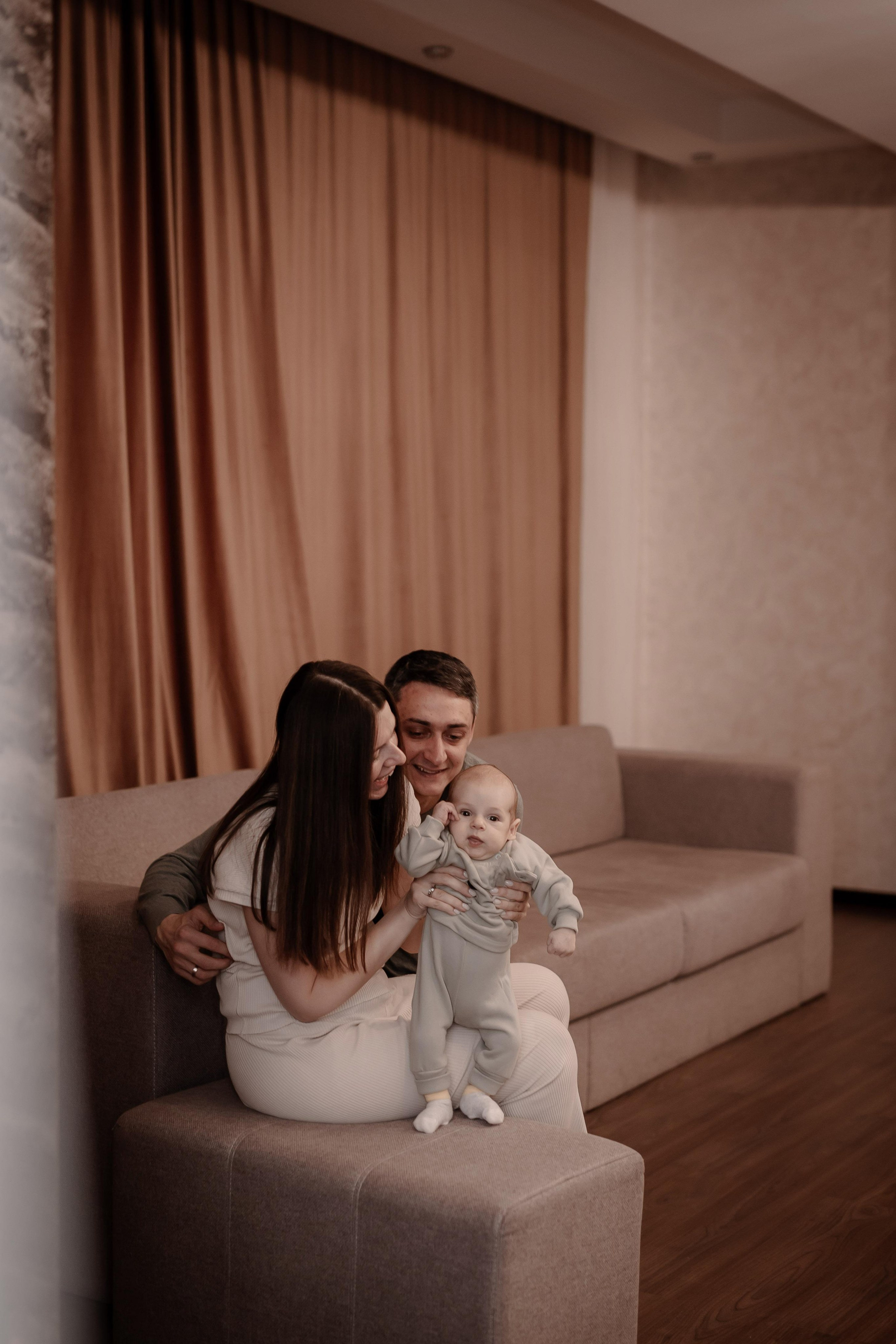 Family at home. Фотограф и ретушер. (Армения/Россия)