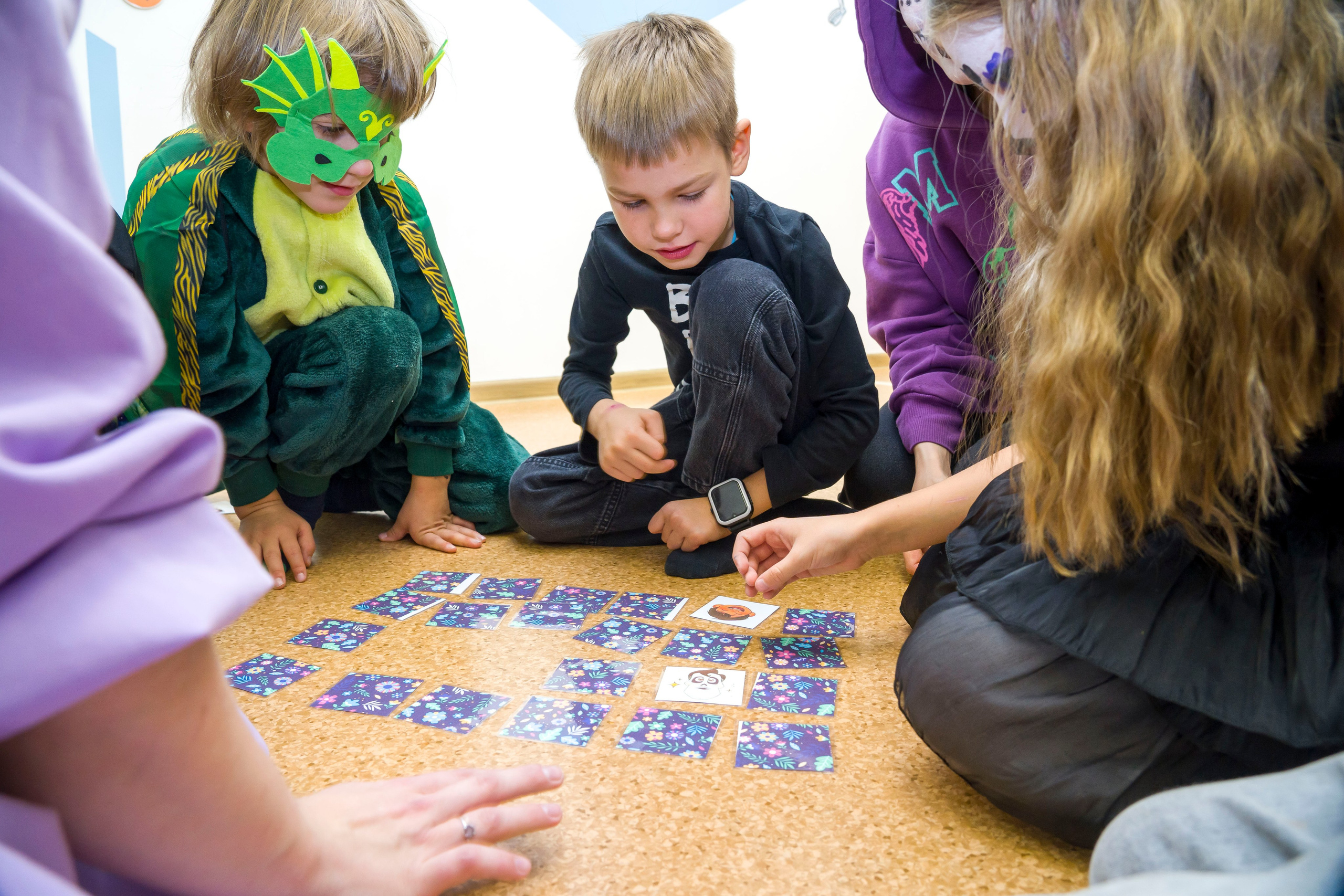 Репортаж детского праздника хеллоуин. Фотограф в Санкт-Петербурге. Репортажная и все съёмки для бизнеса
