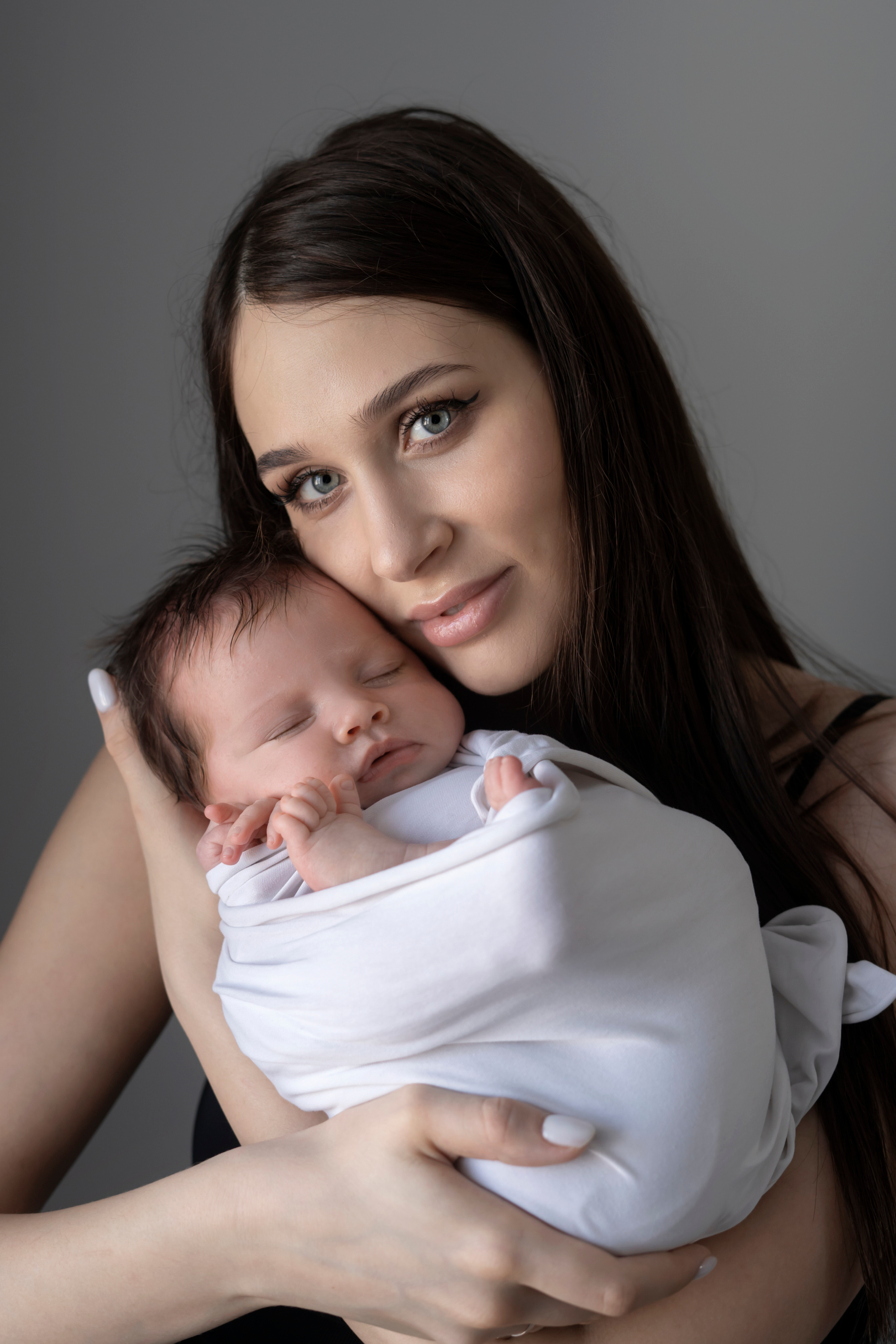 Николь. Мила Посвит Фотограф новорожденных в Тобольске