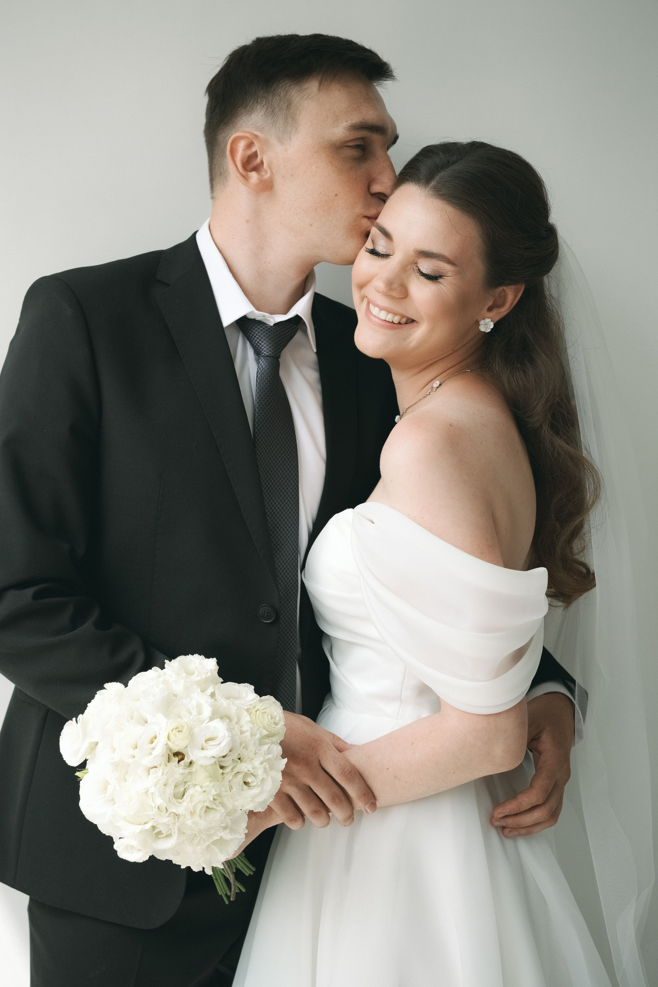 Свадебная история в студии. Свадебный и семейный фотограф Афанасьева Анна в Кисловодске