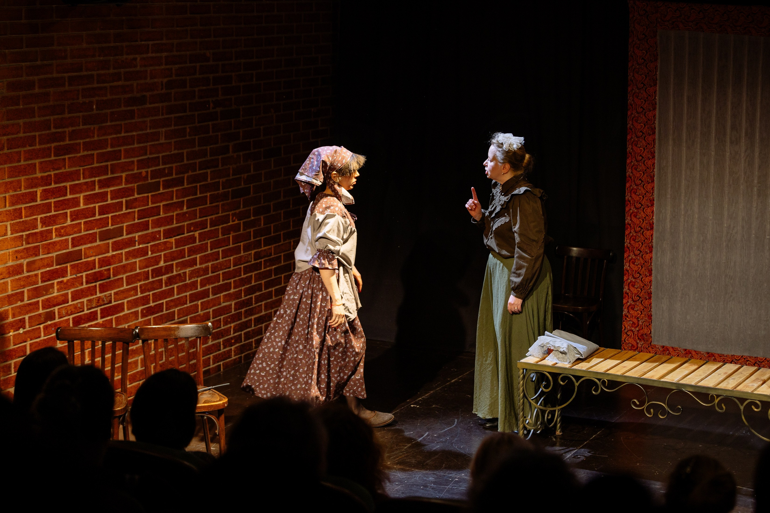 Театр Арт-Авеню _ Женитьба Бальзаминова. Фотограф Юлия Мальцева