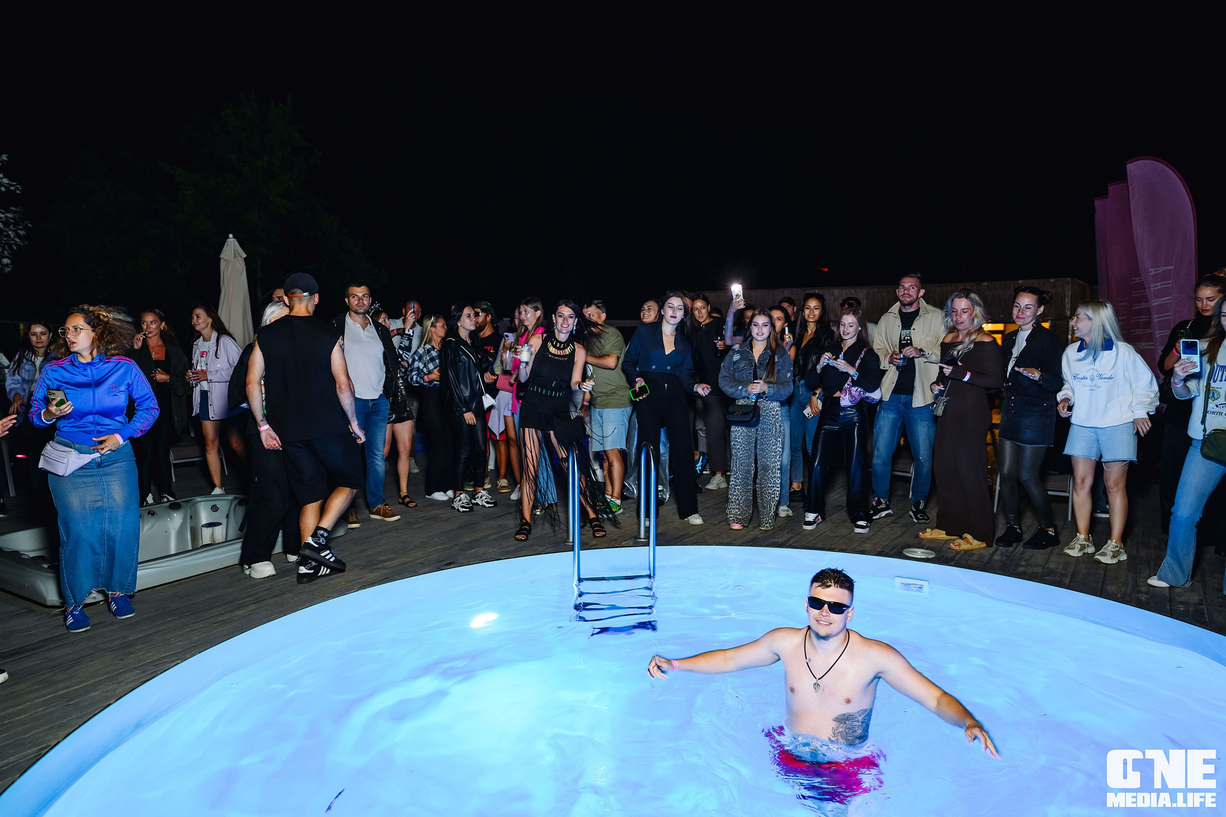 CULT — electronic music festival. Day II. One Media Life: фоторепортажи, фотоотчеты с мероприятий и заведений