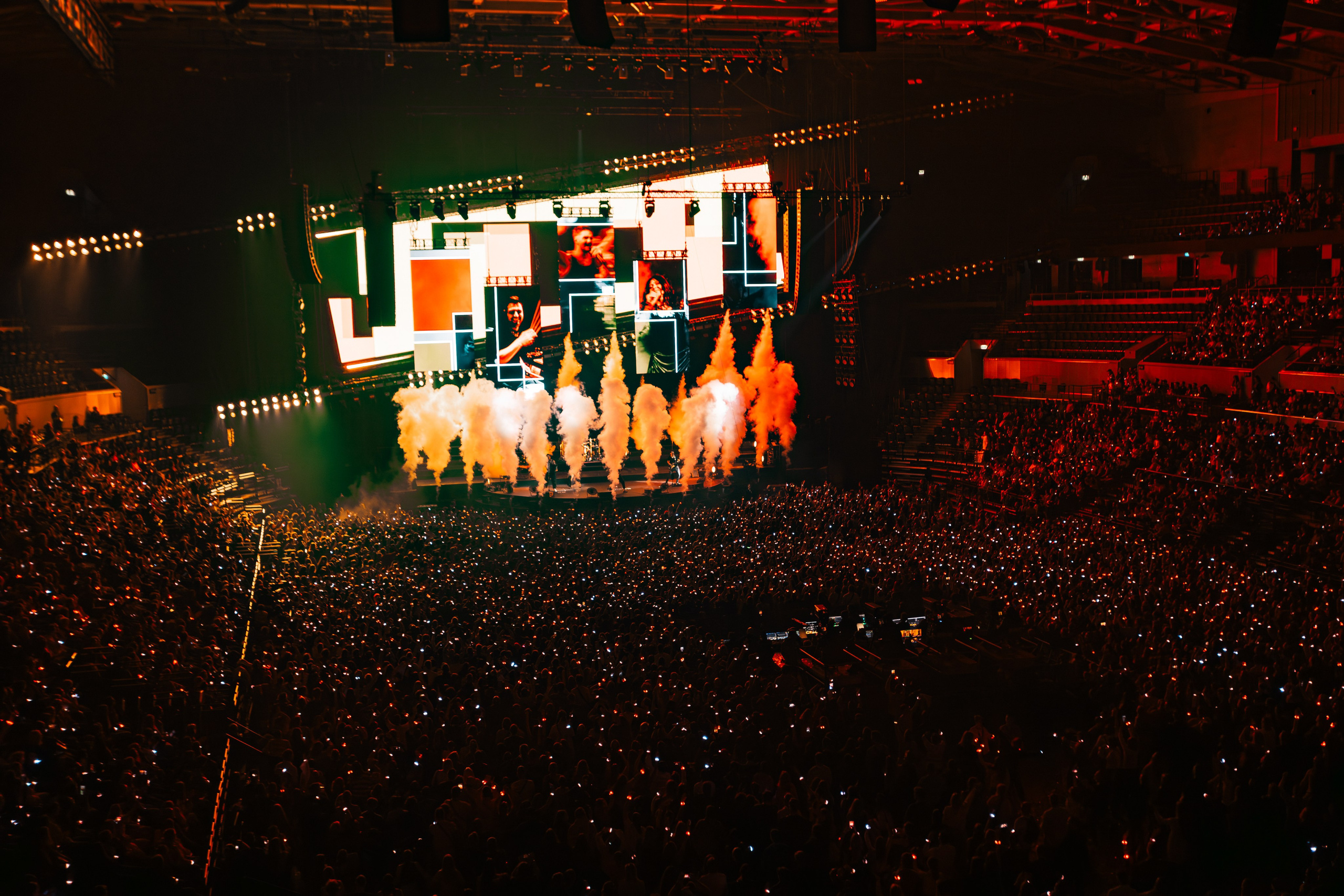 THE HATTERS В ВТБ АРЕНЕ 16.10.25. Концертный и репортажный фотограф в Москве и Санкт-Петербурге Мария