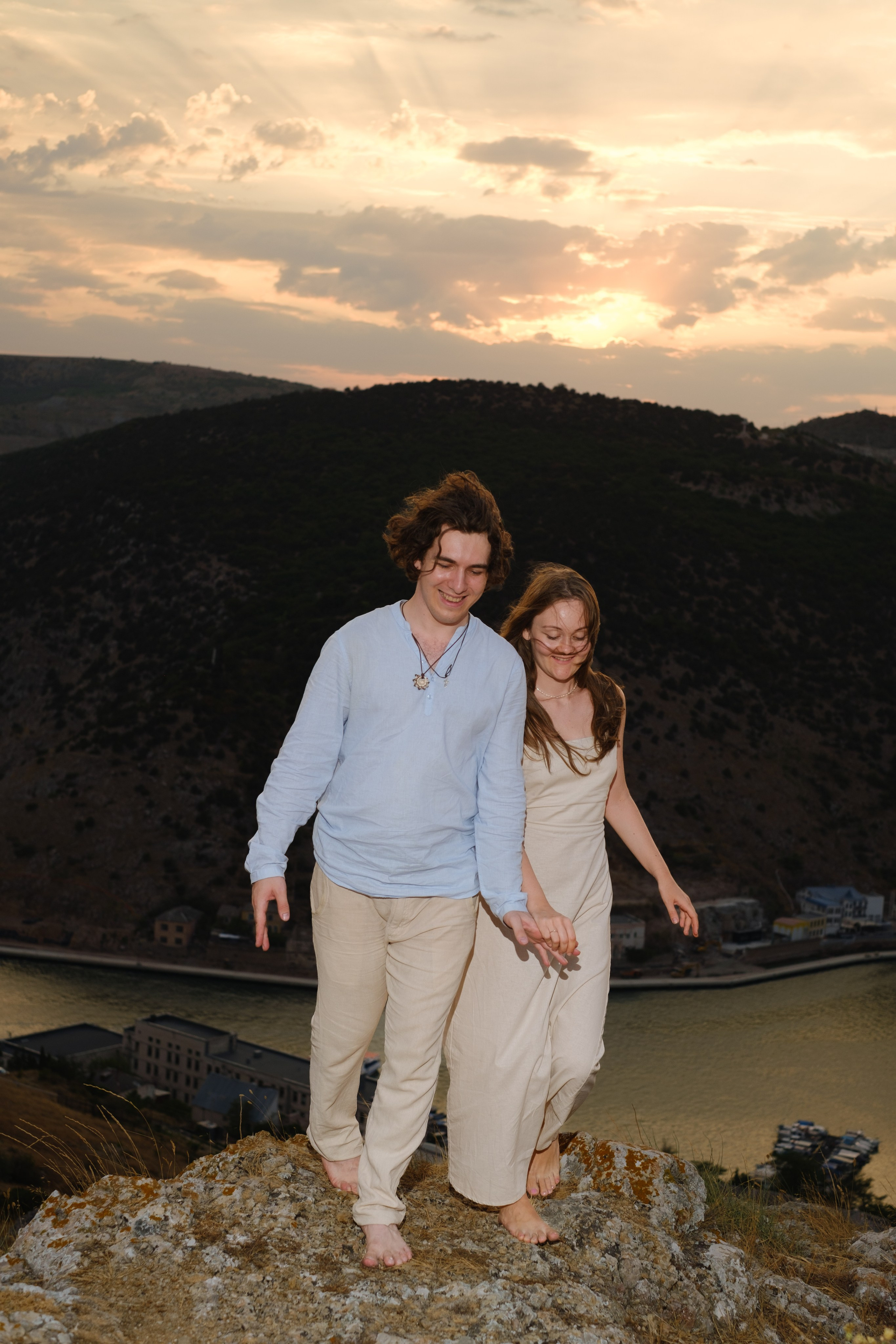 Л+Н в Балаклаве. Профессиональная фотосъемка в Крыму. Натуральные эмоции и живые кадры. Забронируйте дату прямо сейчас!