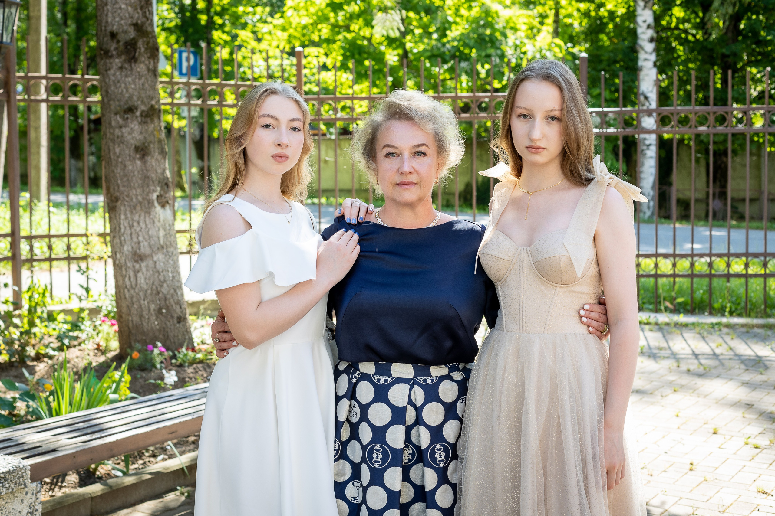 Вручение аттестата 2025. Выпускные альбомы Майкоп, Краснодар Елена Золотарева