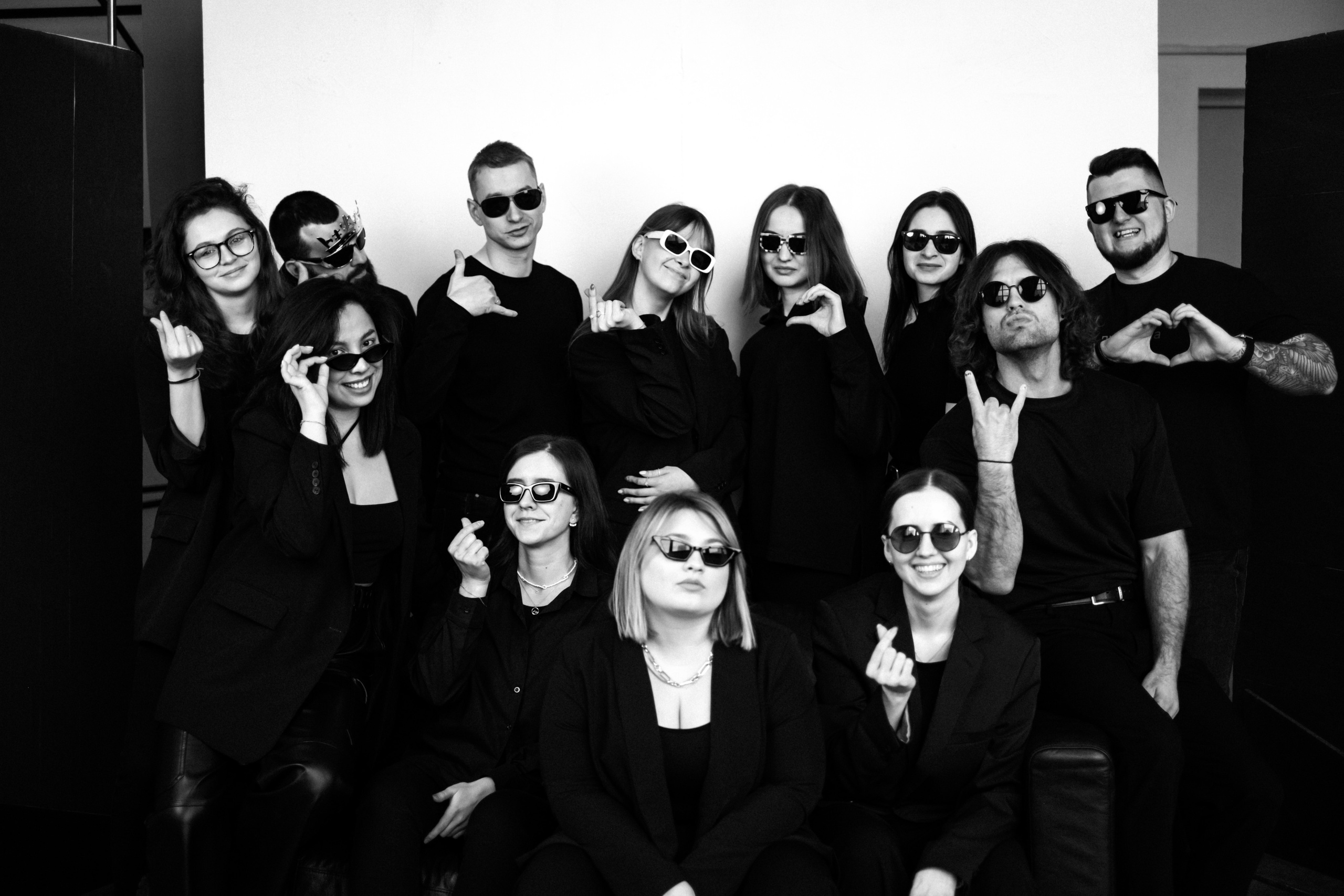 Корпоратив в фотостудии для компании «Everest-Marketing». Ксения Ильиных — Фотограф в Новосибирске