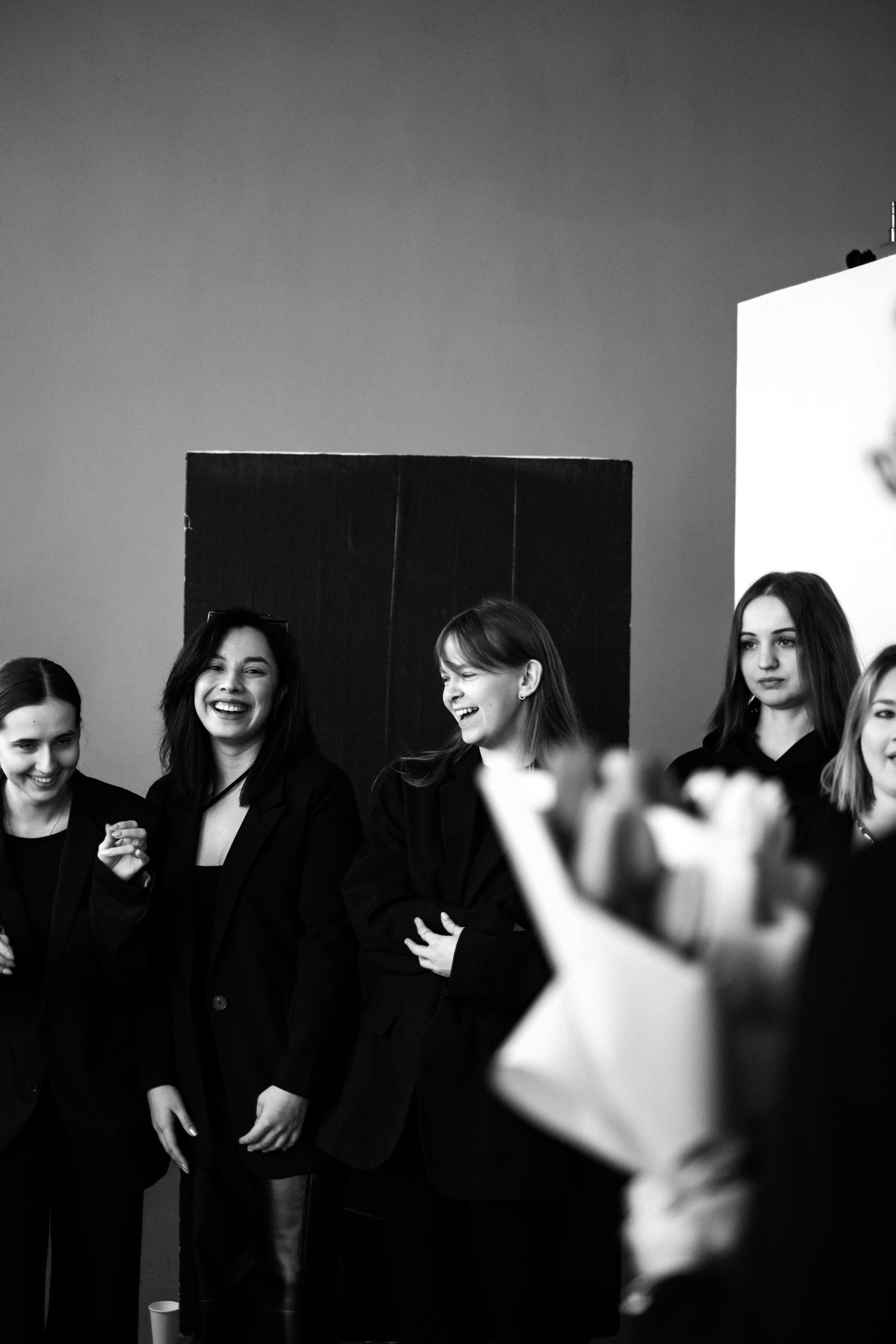 Корпоратив в фотостудии для компании «Everest-Marketing». Ксения Ильиных — Фотограф в Новосибирске