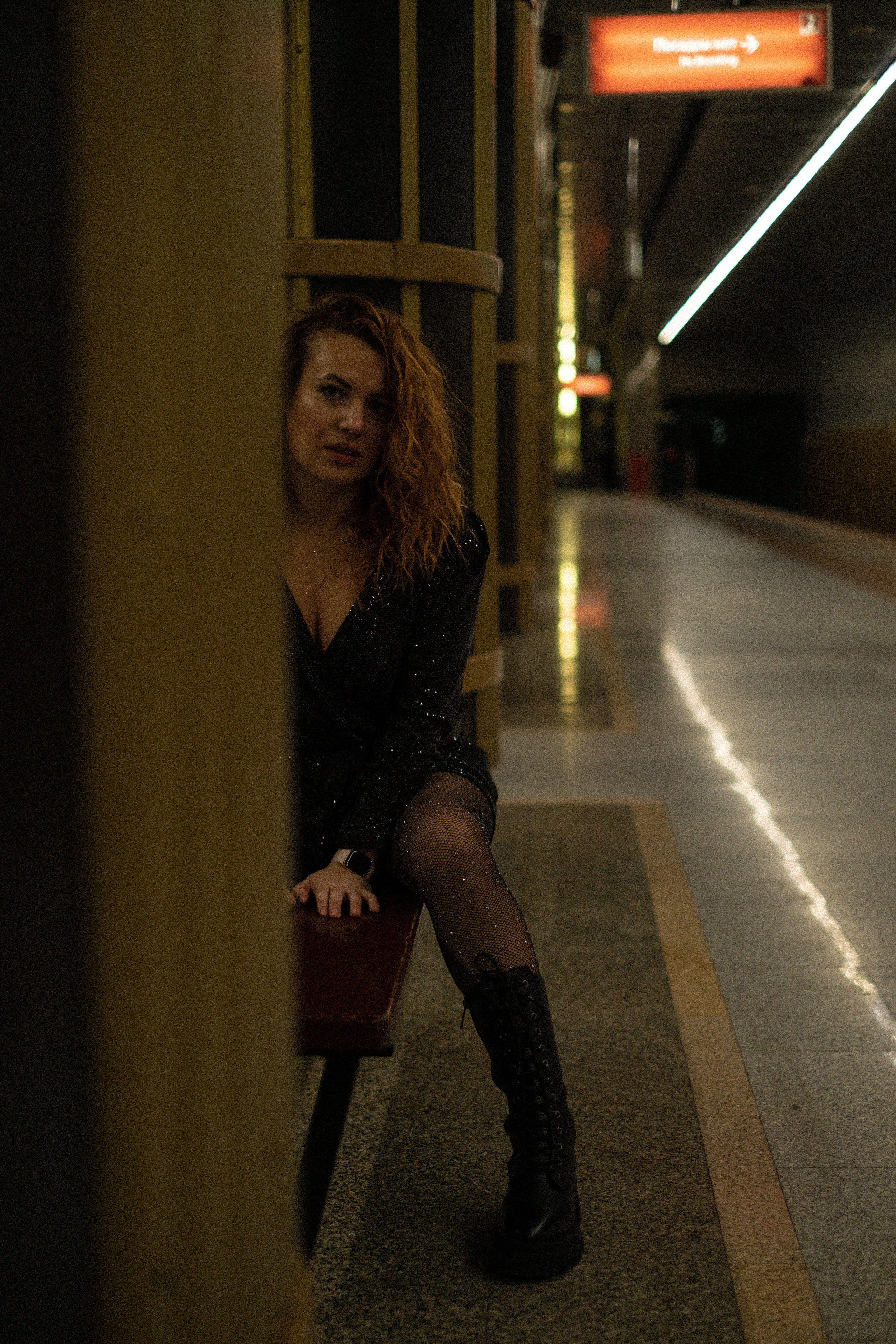 Творческая фотосъемка в метро Новосибирска. Ксения Ильиных — Фотограф в Новосибирске