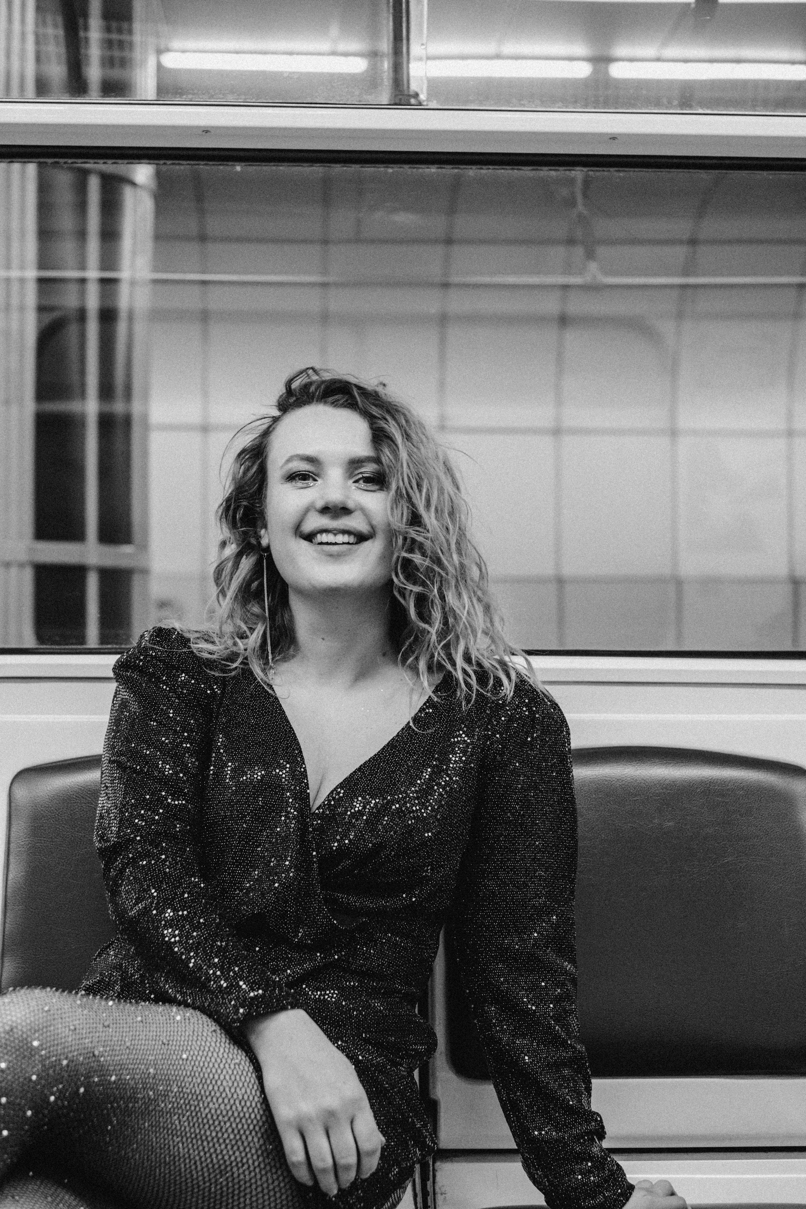 Творческая фотосъемка в метро Новосибирска. Ксения Ильиных — Фотограф в Новосибирске