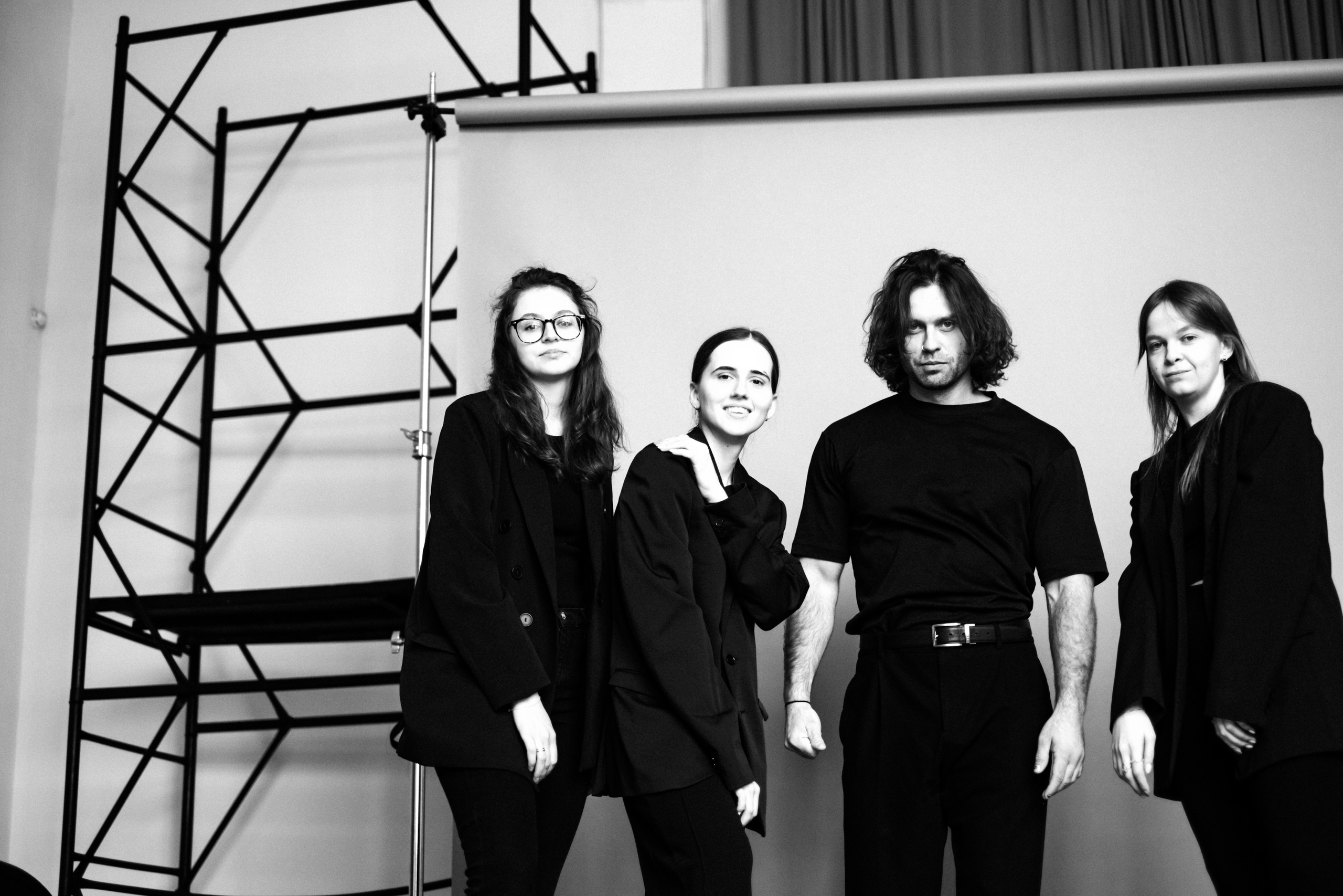 Корпоратив в фотостудии для компании «Everest-Marketing». Ксения Ильиных — Фотограф в Новосибирске