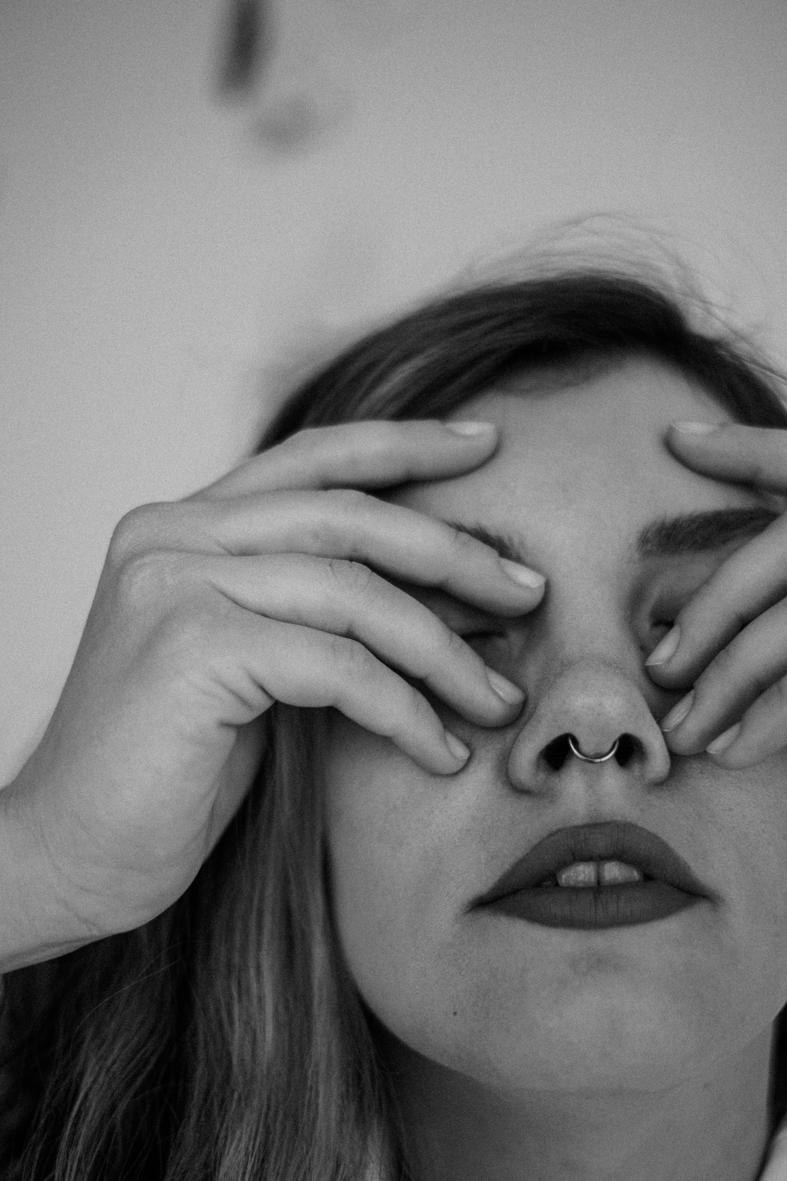 Фотосессия с цветами в студии Новосибирска. Ксения Ильиных — Фотограф в Новосибирске