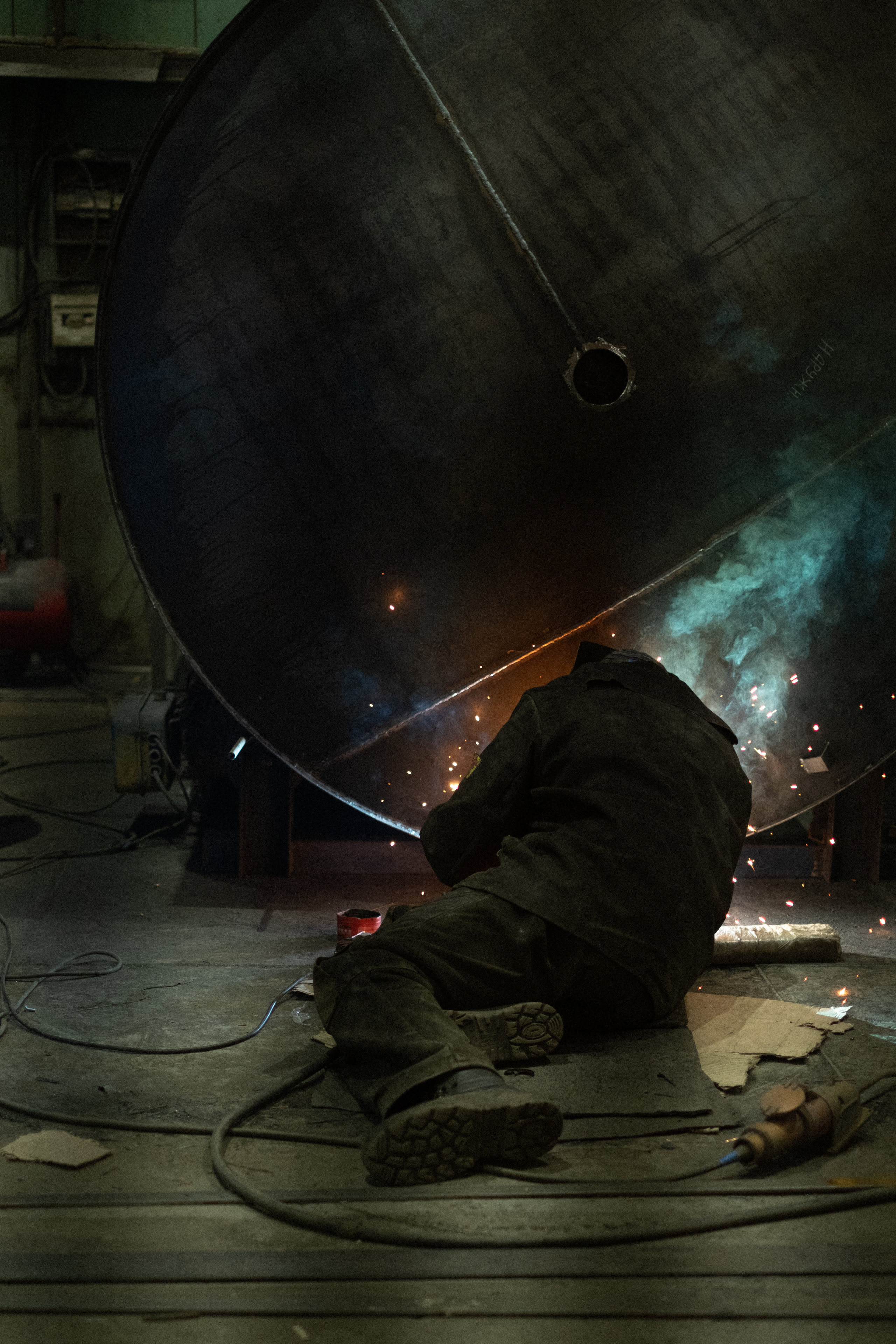 УТР24 | Завод по производству бензоботов. Ксения Ильиных — Фотограф в Новосибирске