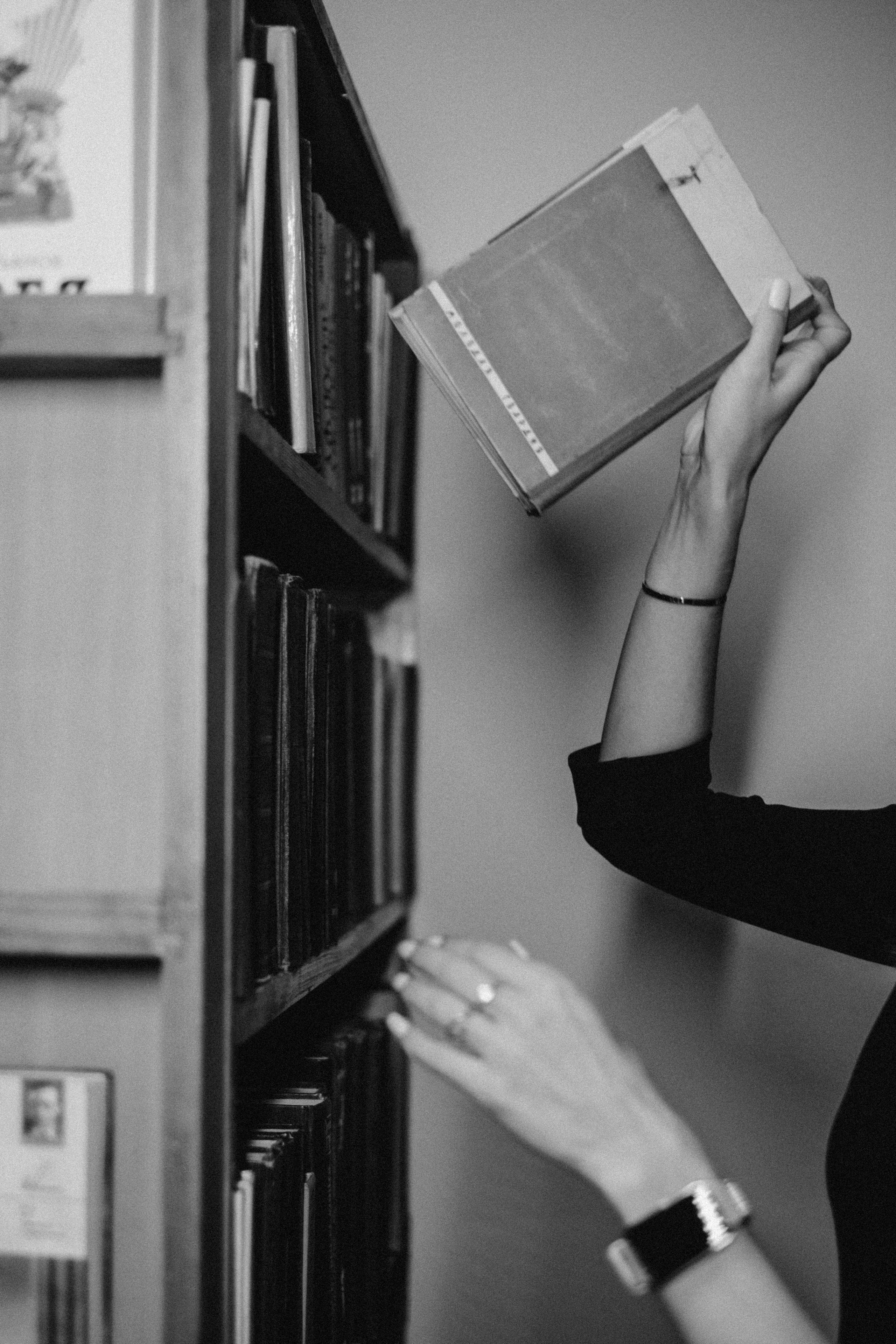 Фотосессия в библиотеке Новосибирска | Индивидуальные фотосъемки. Ксения Ильиных — Фотограф в Новосибирске