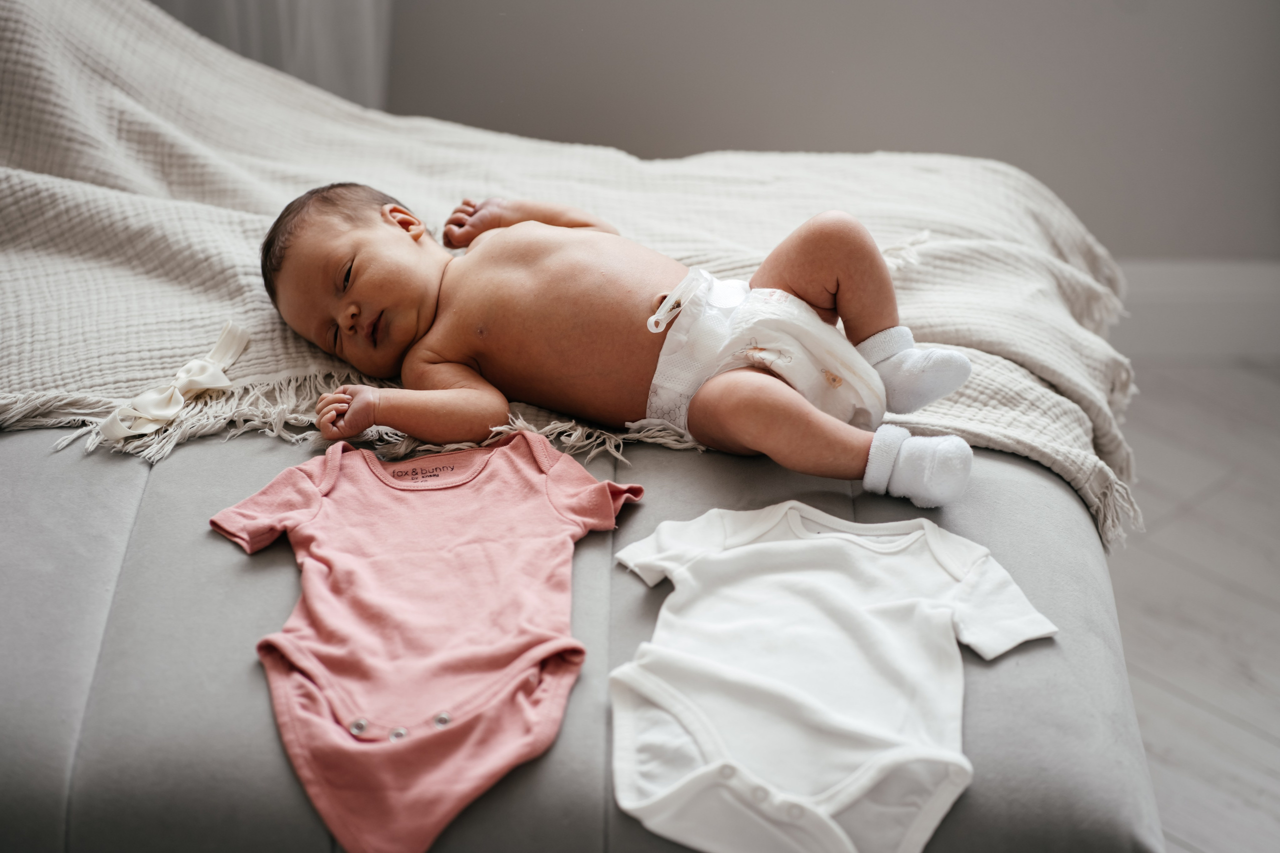 Первые дни Аси дома. Семейный фотограф в Томске Зарина Азизбаева