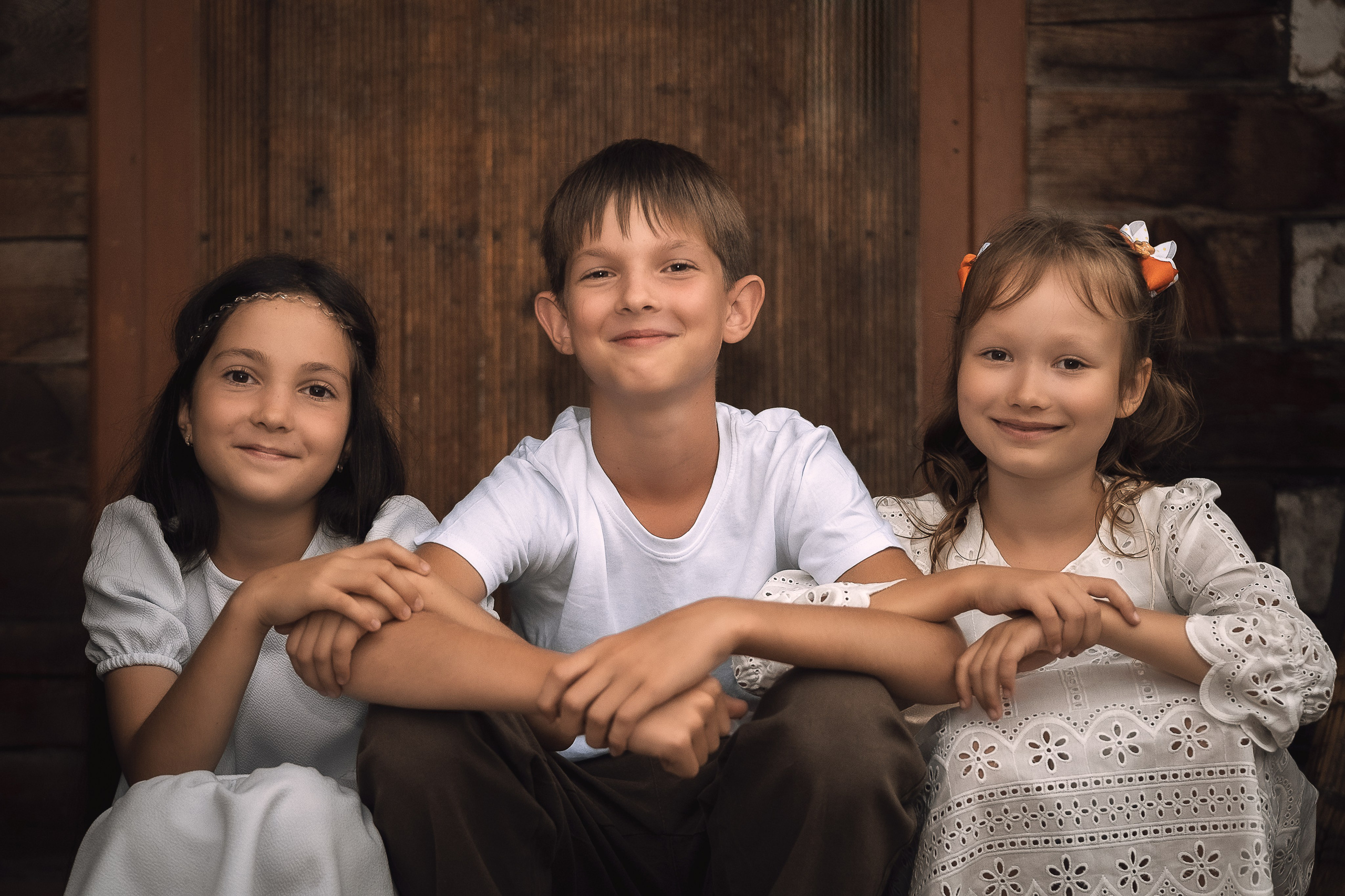 Семейная фотосессия на даче Чита. Портретный фотограф в Чите Анна Камратова. Помогу Вам создать историю, в которой Вы — главный герой!