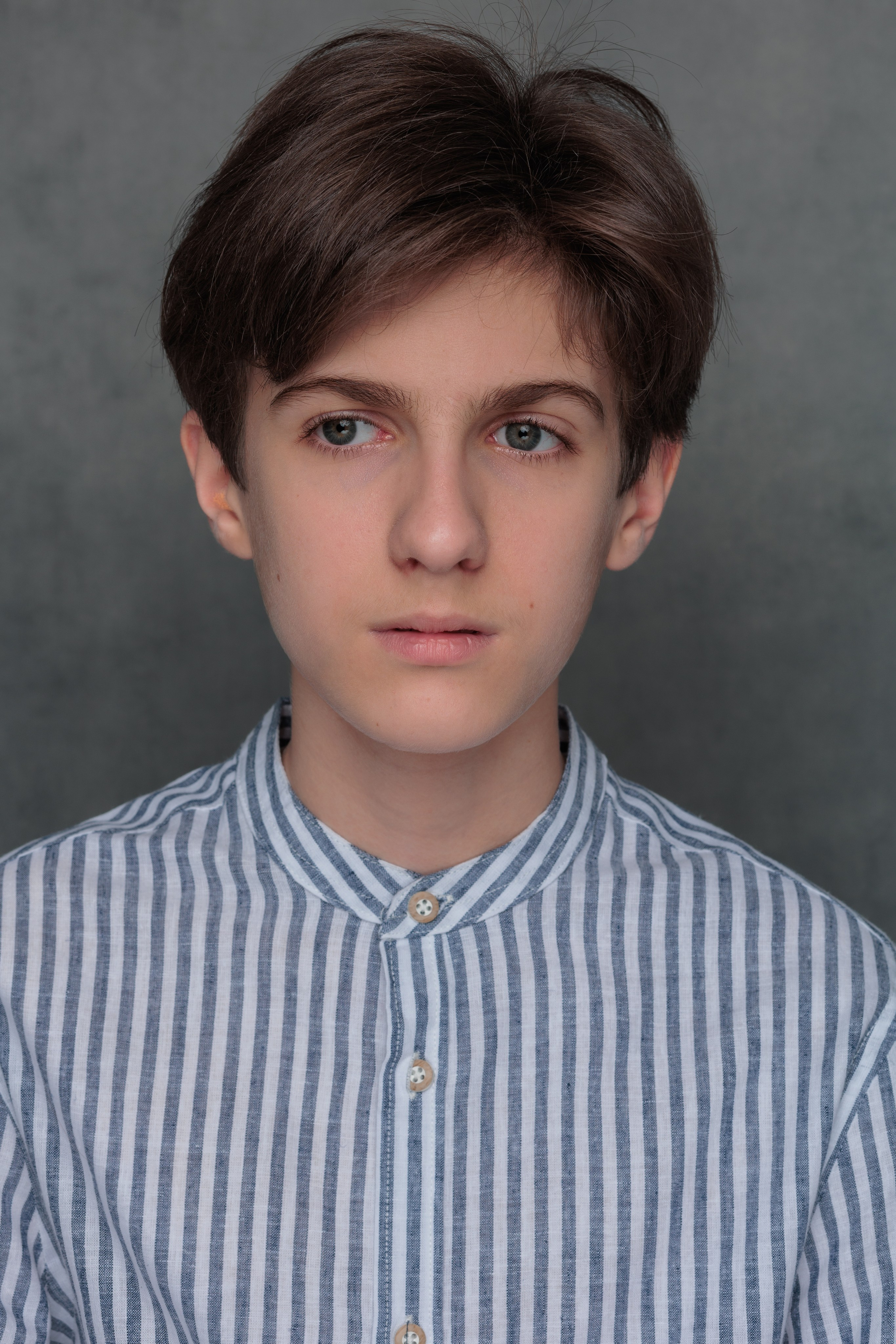 АРТЁМ. Я фотограф из Москвы к Вашим услугам