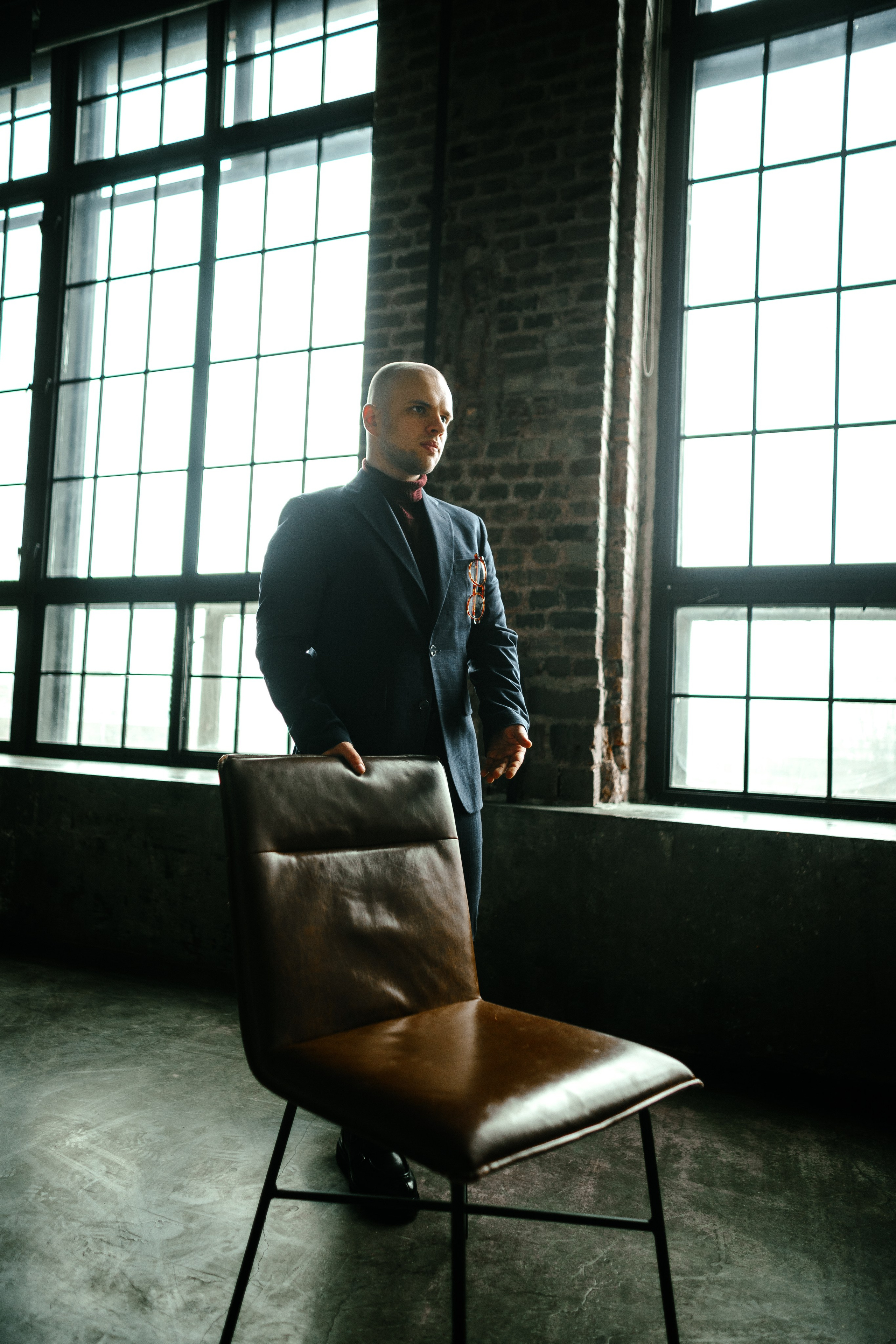 Кирилл студия