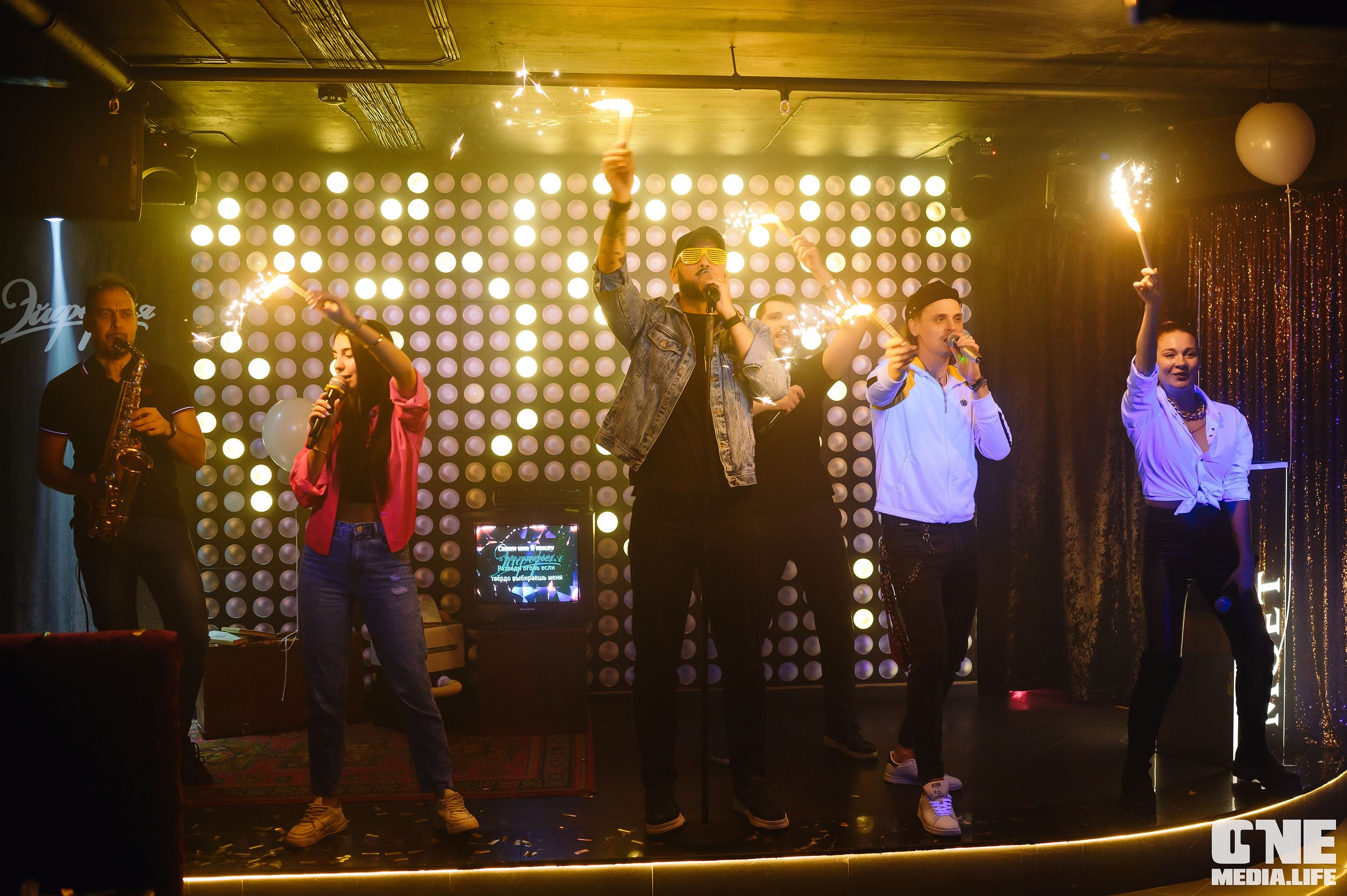 Фоторепортаж из караоке-клуба Эйфория. One Media Life: фоторепортажи, фотоотчеты с мероприятий и заведений