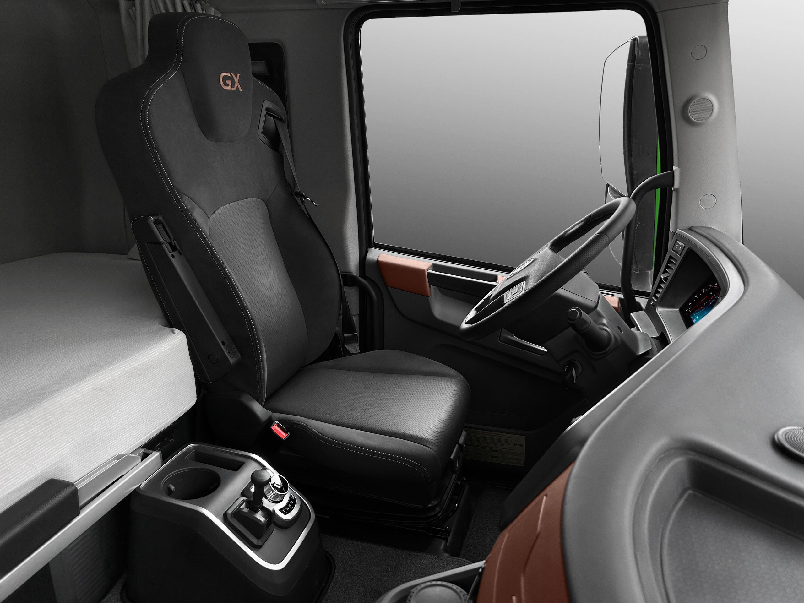 Ретушь фотографий для автосалона «Dongfeng». Интерьерный фотограф и ретушер в Красноярске Денис Антропов