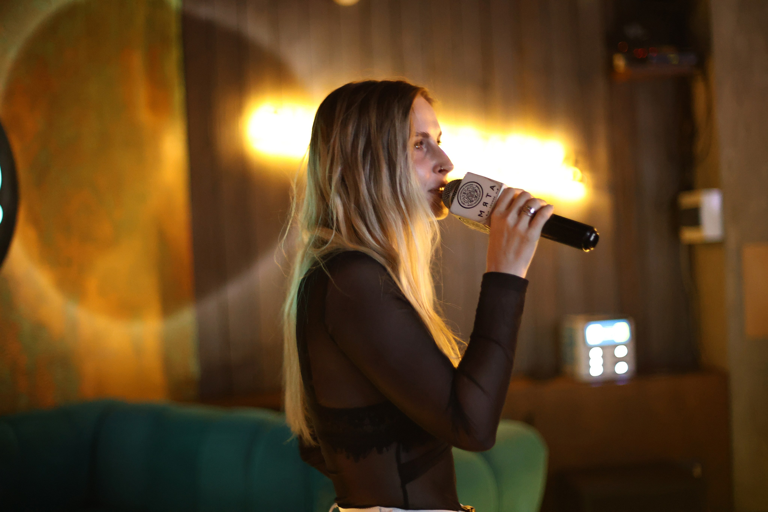 Retro Party 29.08.25. Мята Спортивная — Кальянная, караоке, бар в Минске