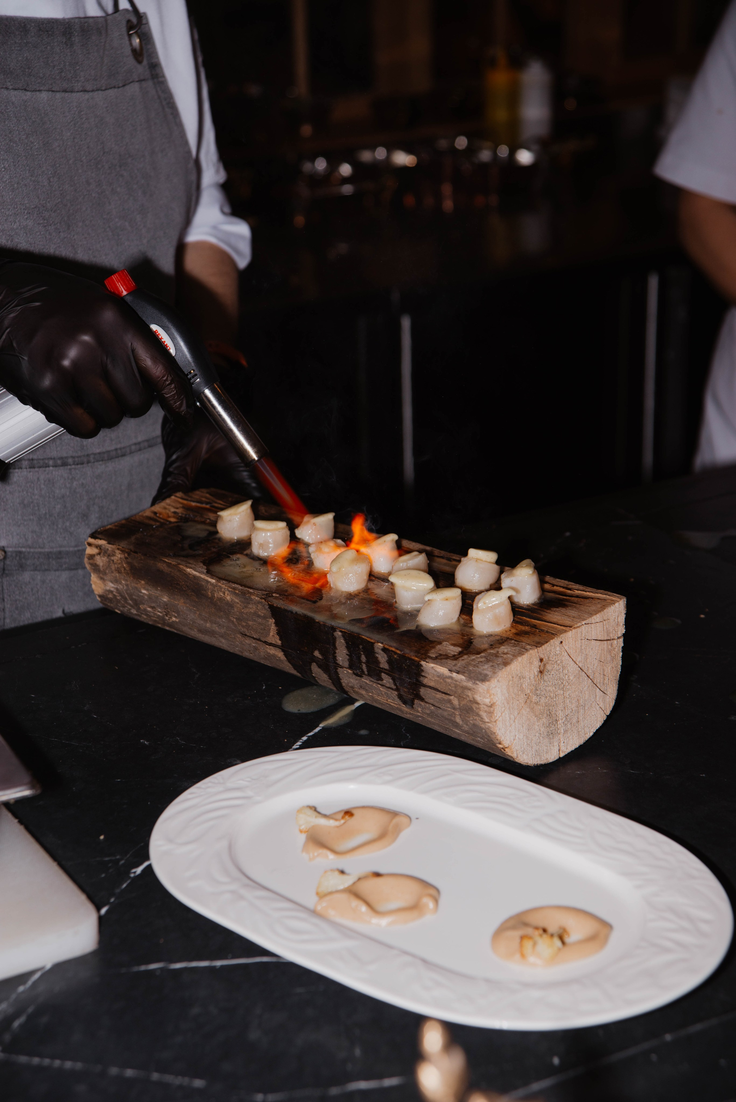 Шеф-тейбл в ресторане Ливингстон. Ксения Glossa. Портретный и репортажный фотограф в Самаре