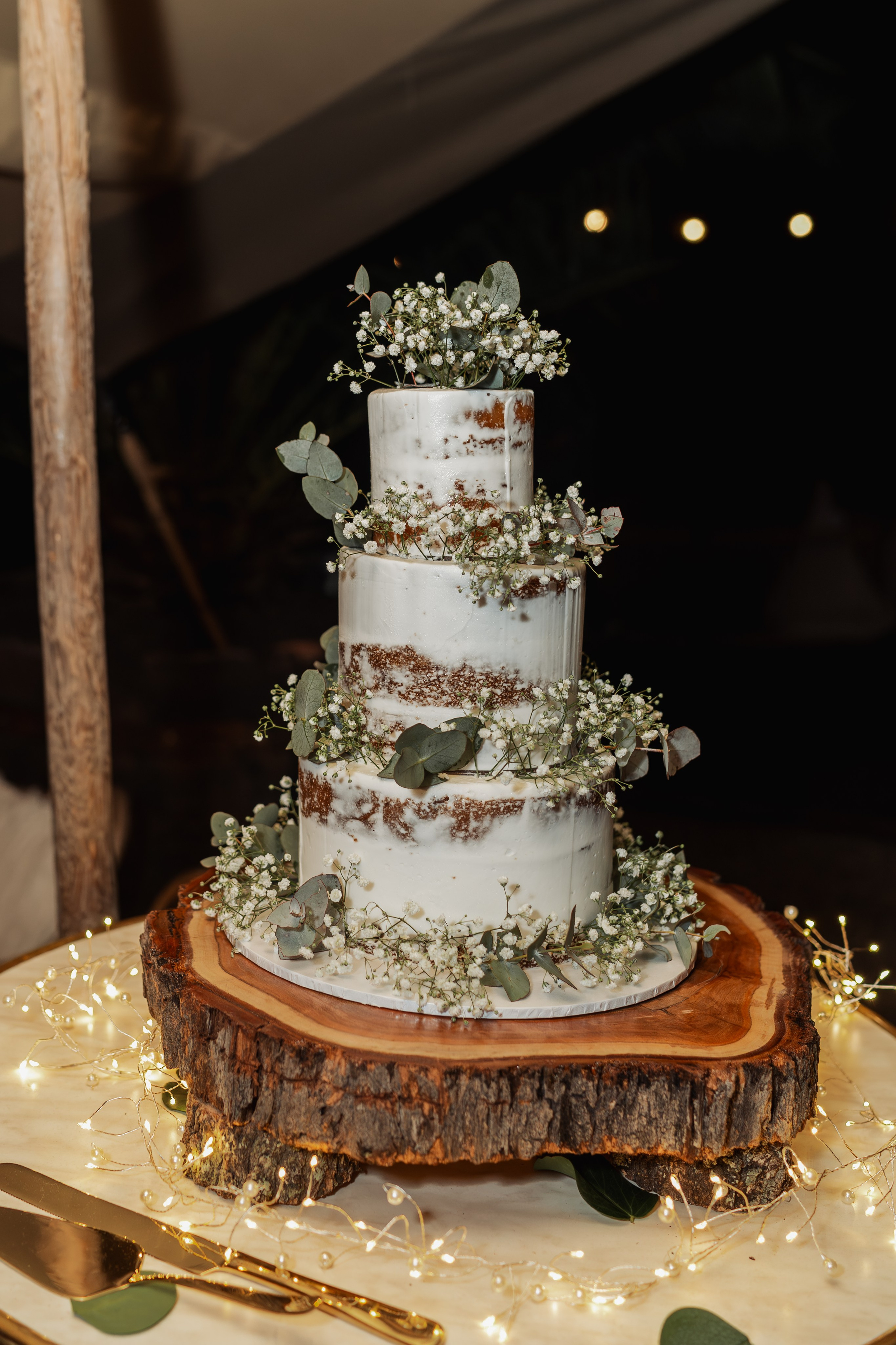 …Pure bliss. Golden Moments Editing — We do Wedding’s Retouch and Video Editing