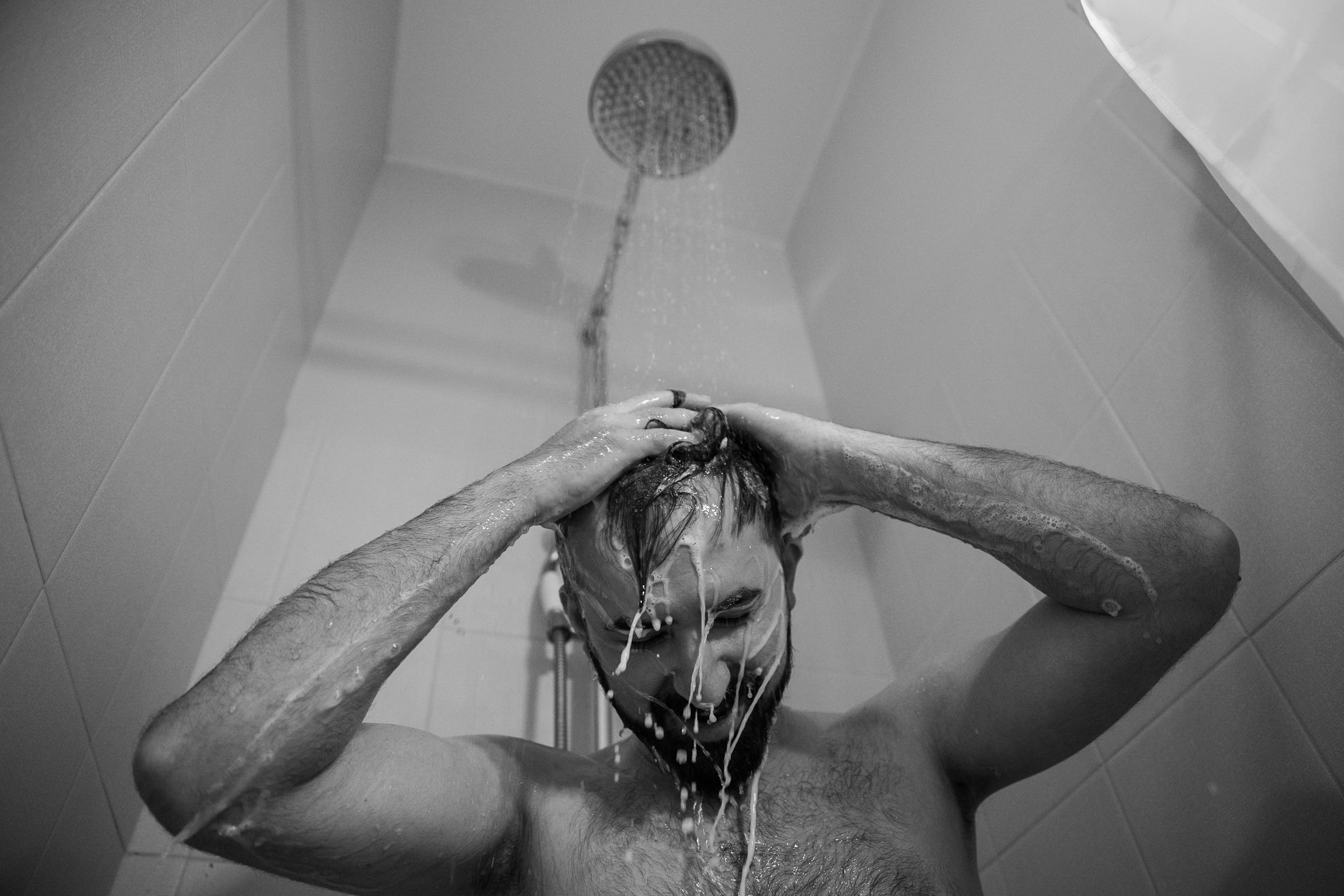 RED. Wedding photographer in Europe