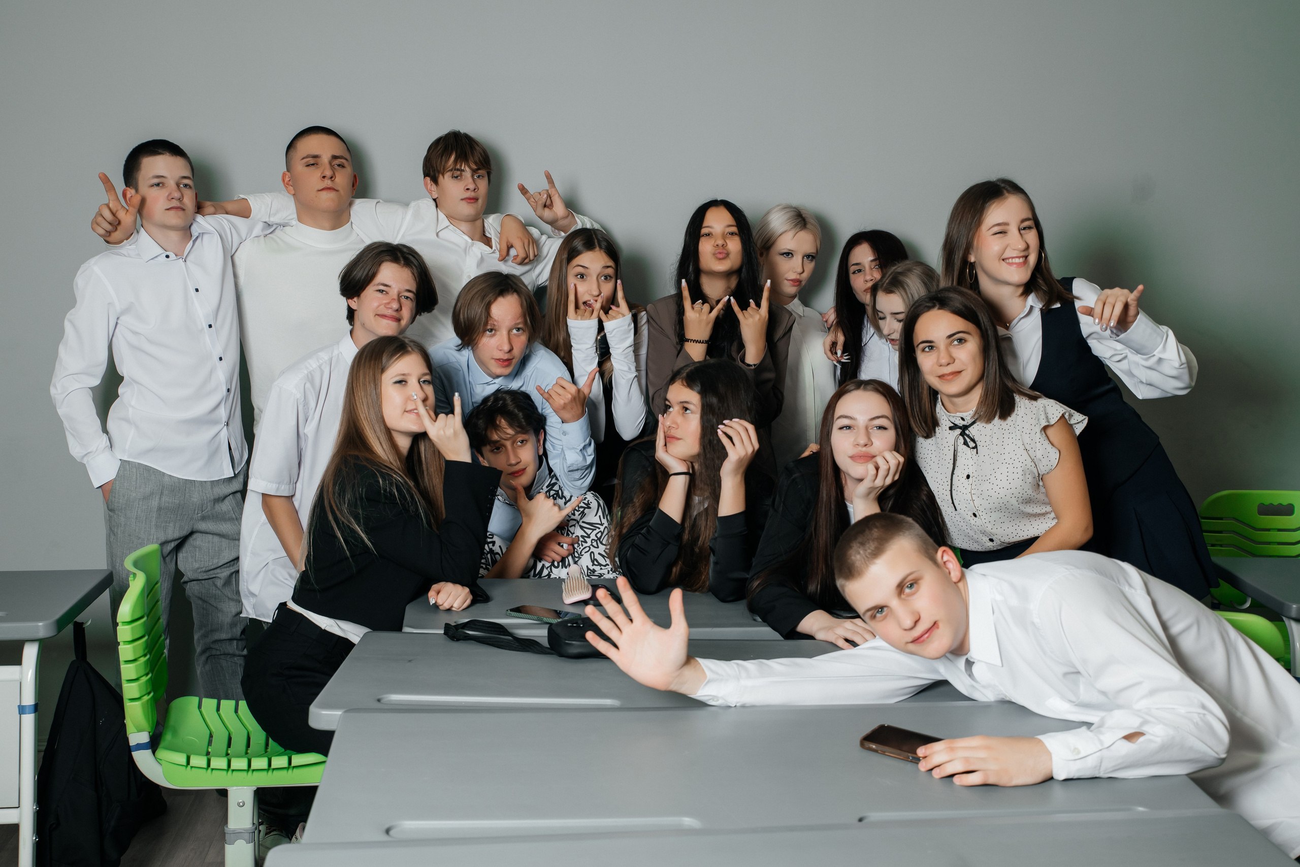 Школа № 33 — 2025. Фотограф Ярмишко Дарья. Выпускные фотокниги