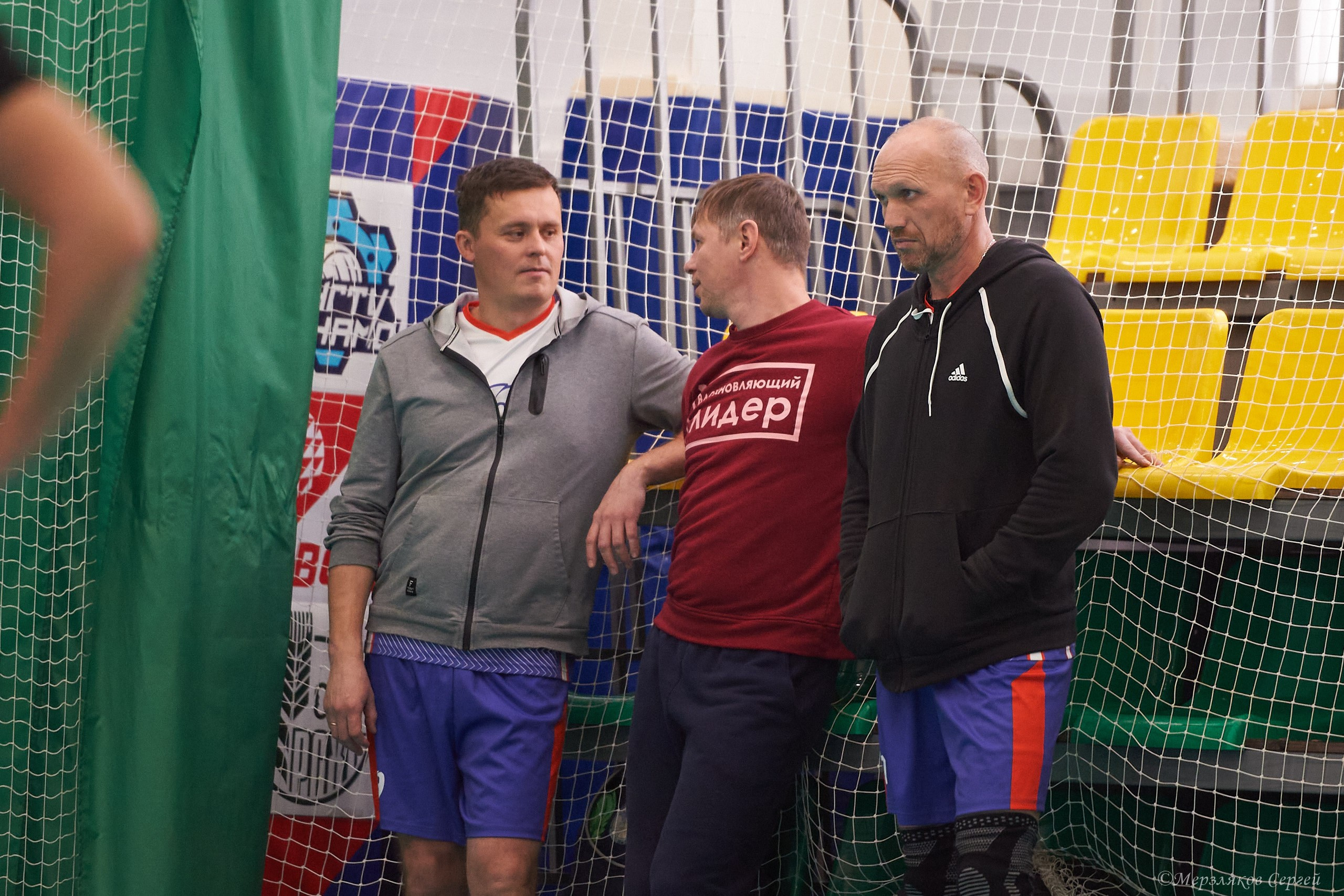 Новогодний волейбольный турнир. Ижевск. 16.12.23. Спортивный репортажный фотограф в Ижевске Сергей Мерзляков