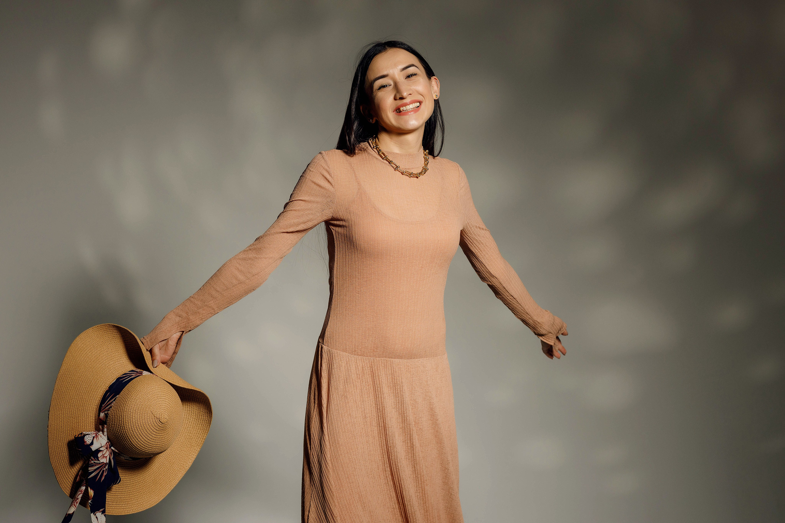 Студийная фотосессия с Катей. Портретный и репортажный фотограф в Чебоксарах Андриян Чаркин