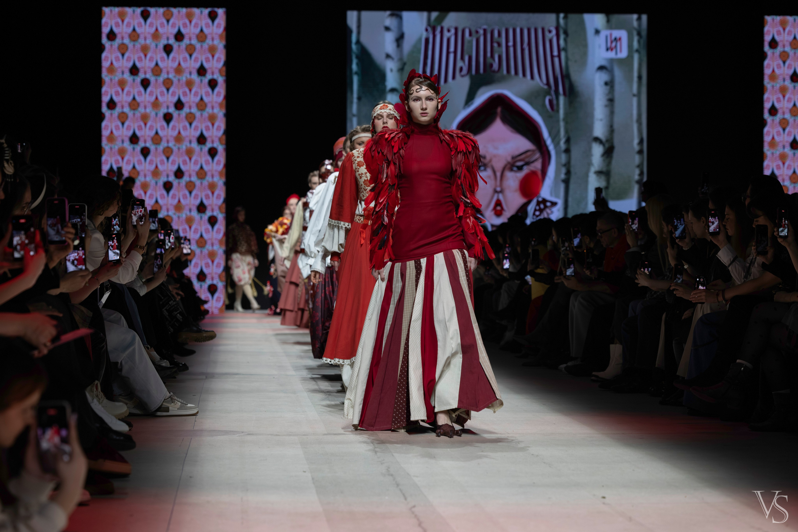 Неделя Российской моды. Манеж. РГУ Косыгина. Фотограф Виктор Степанов