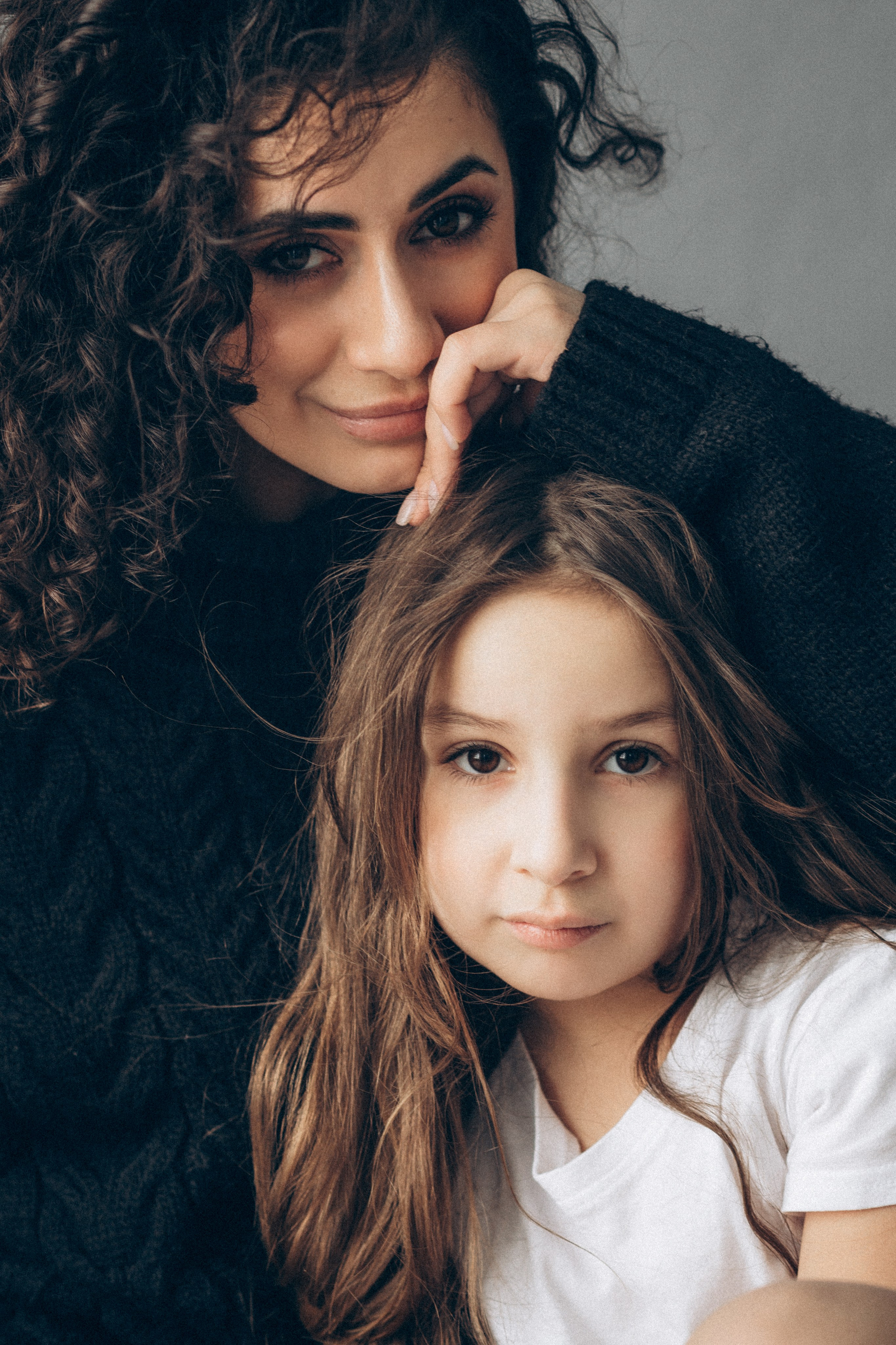 МИА, МАЙЯ, ЛЕНА. Семейная фотосессия. Настоящие портреты и истории